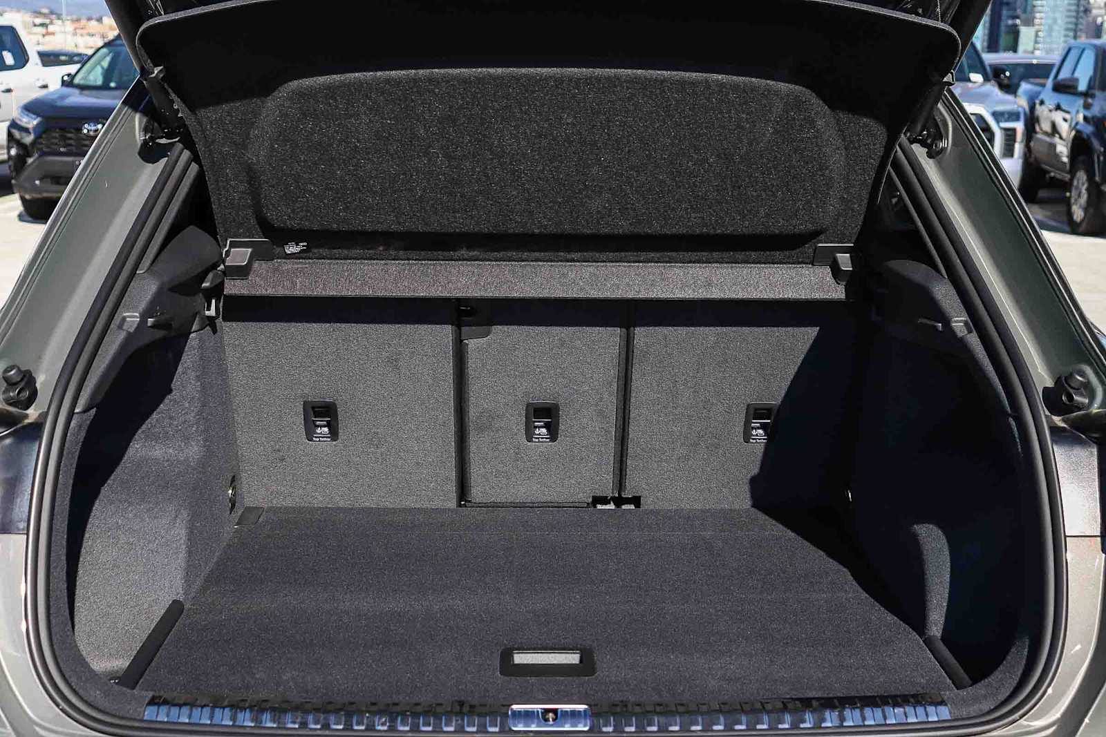 Thumbnail: 2025 Audi Q3 - 39