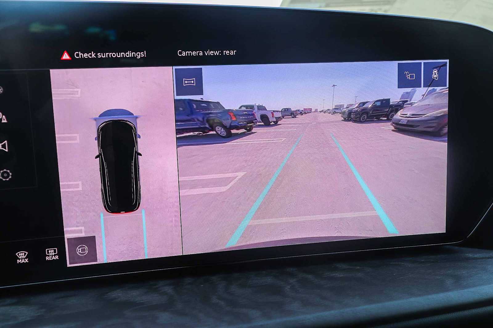 Thumbnail: 2025 Audi Q5 - 22