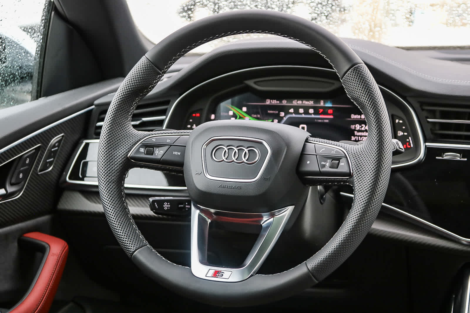Thumbnail: 2025 Audi SQ8 - 15