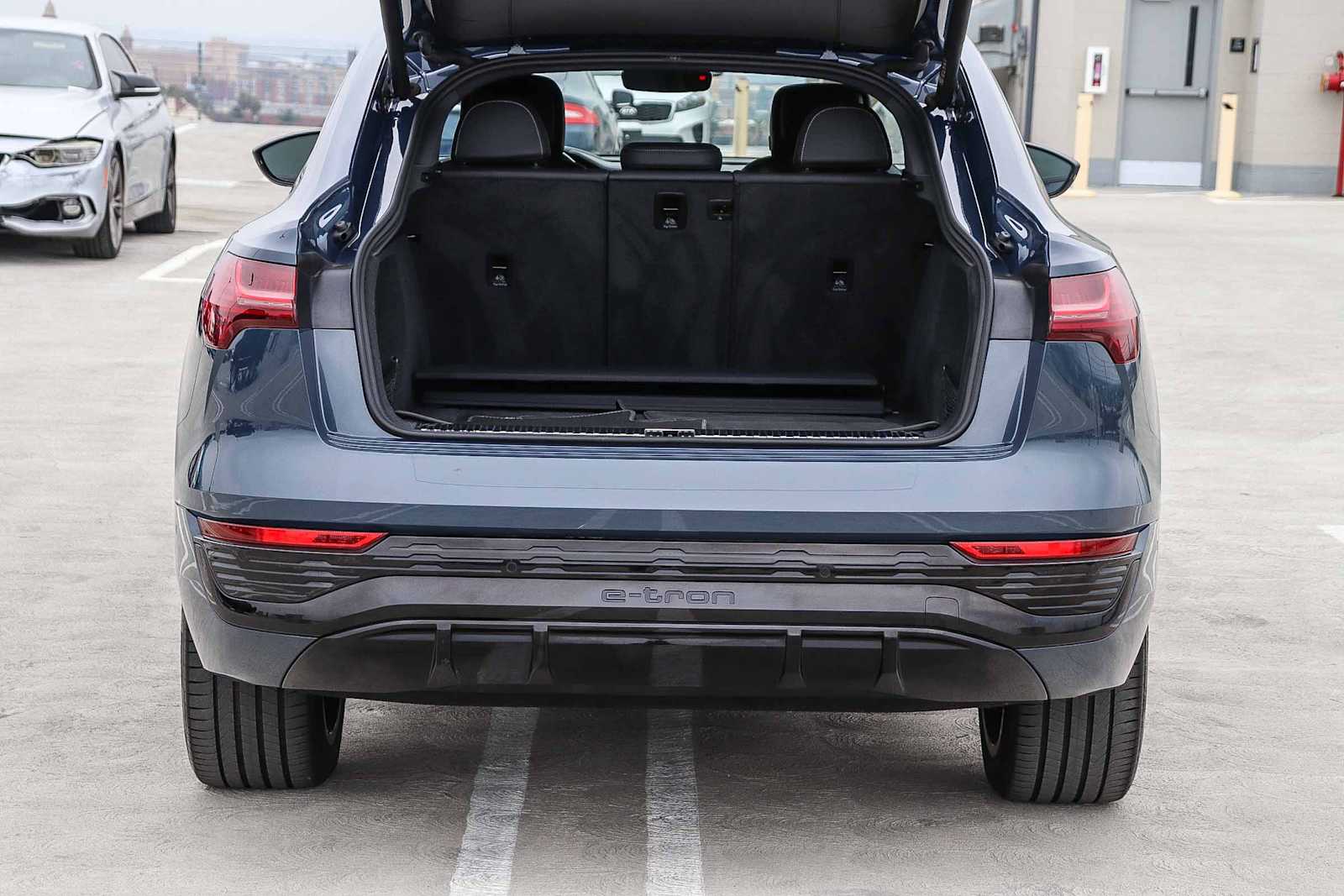 Thumbnail: 2024 Audi Q8 e-tron - 37