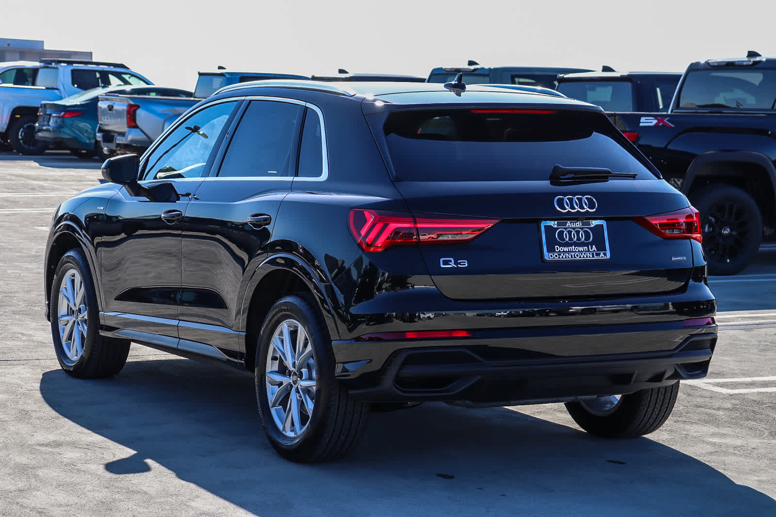 Thumbnail: 2025 Audi Q3 - 6