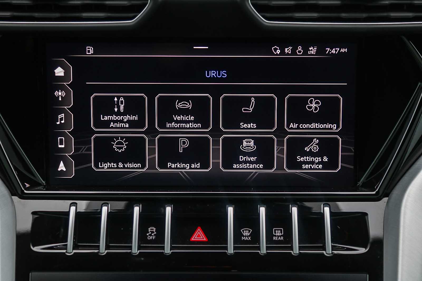 Thumbnail: 2021 Lamborghini Urus - 17