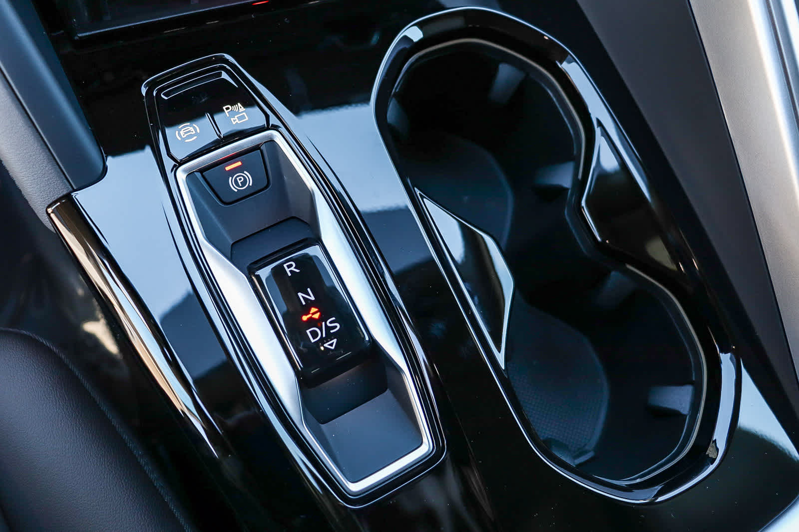 Thumbnail: 2025 Audi Q5 - 24