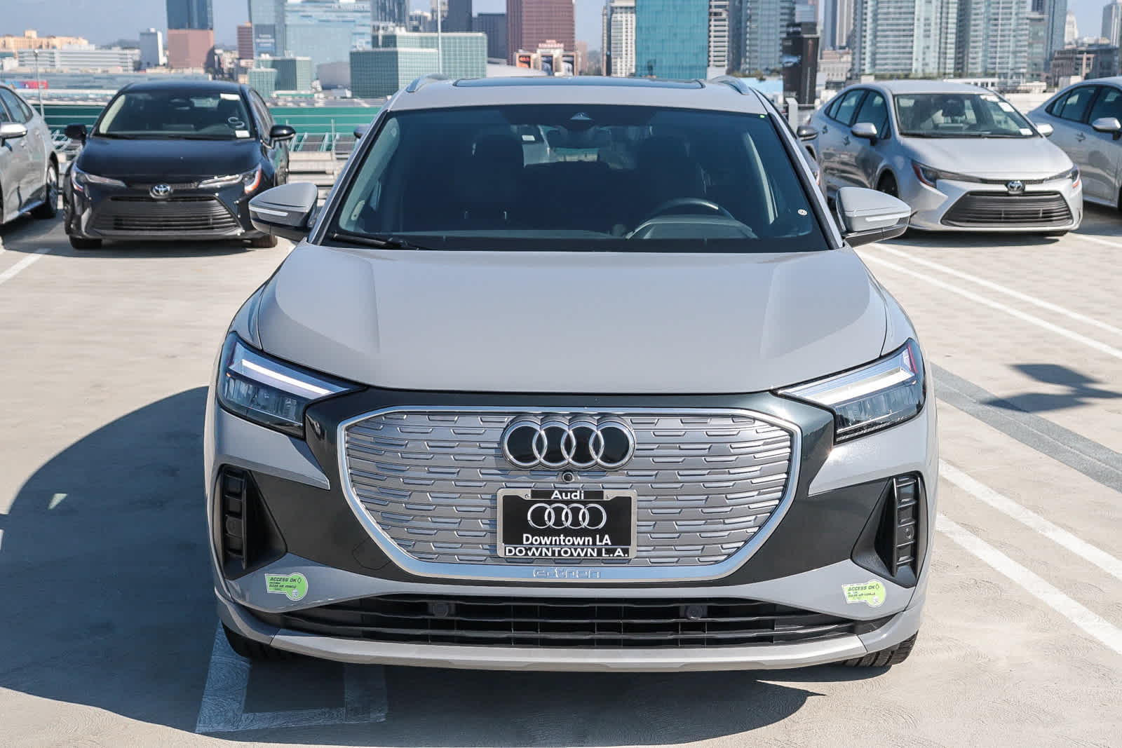 Thumbnail: 2023 Audi Q4 e-tron - 2