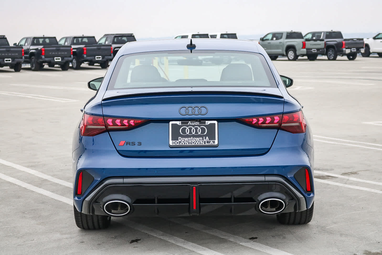 Thumbnail: 2025 Audi RS 3 - 8