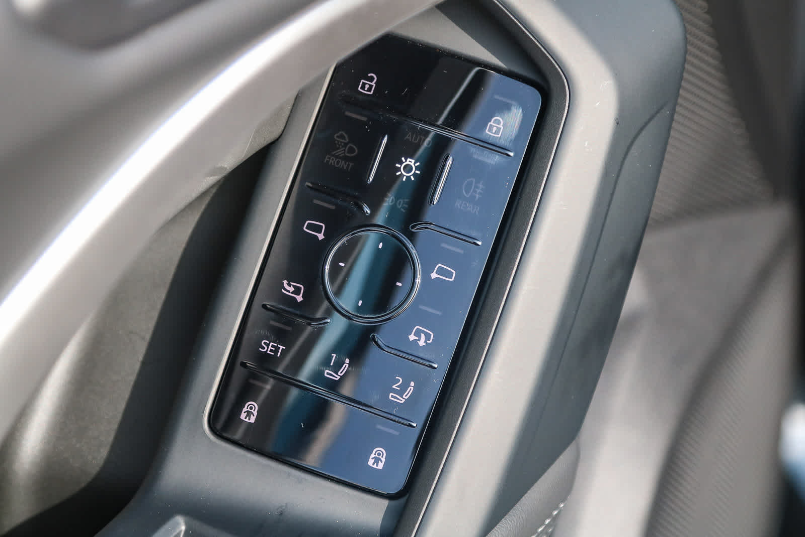 Thumbnail: 2025 Audi Q5 - 31