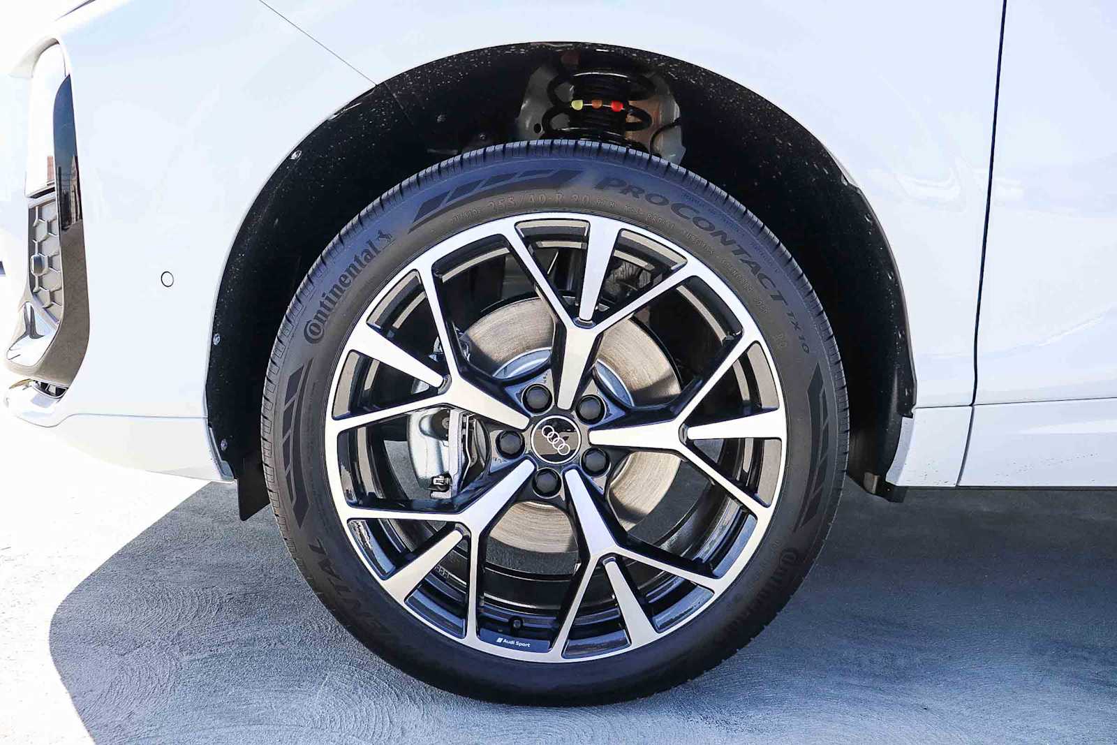 Thumbnail: 2026 Audi Q3 - 14