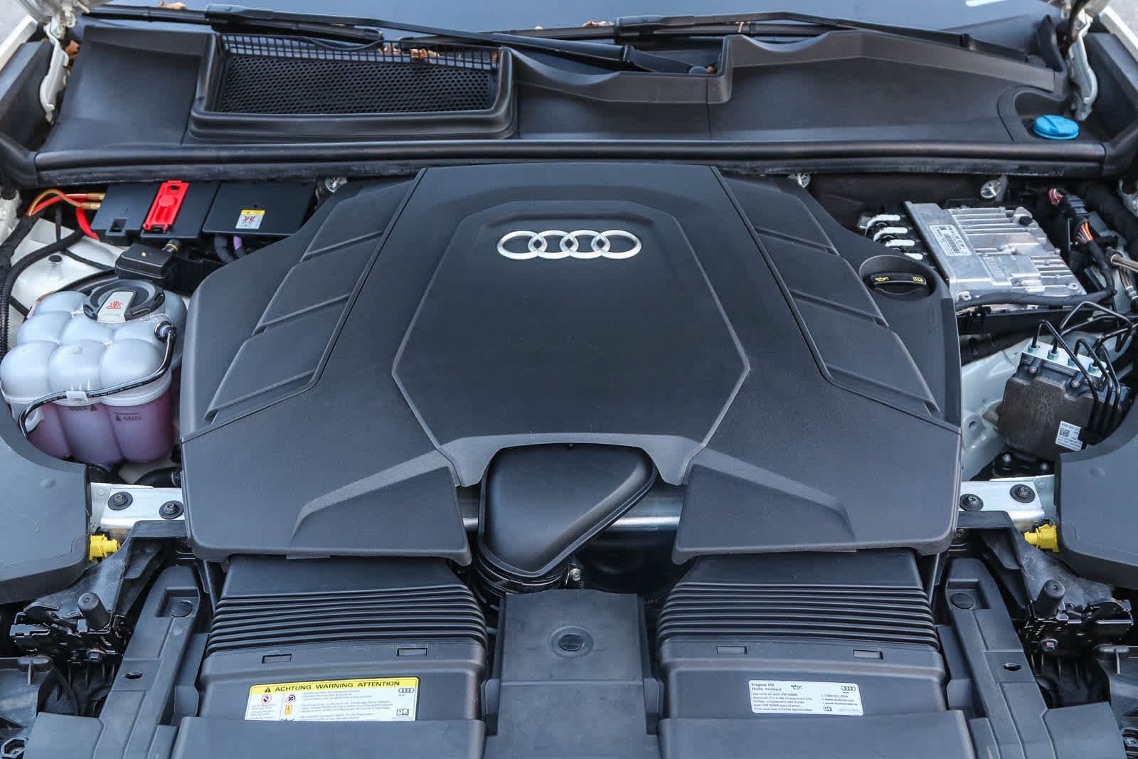 Thumbnail: 2019 Audi Q8 - 34