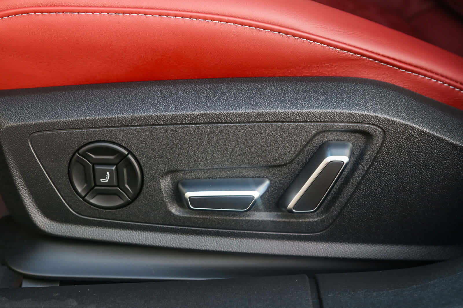 Thumbnail: 2025 Audi S5 - 27