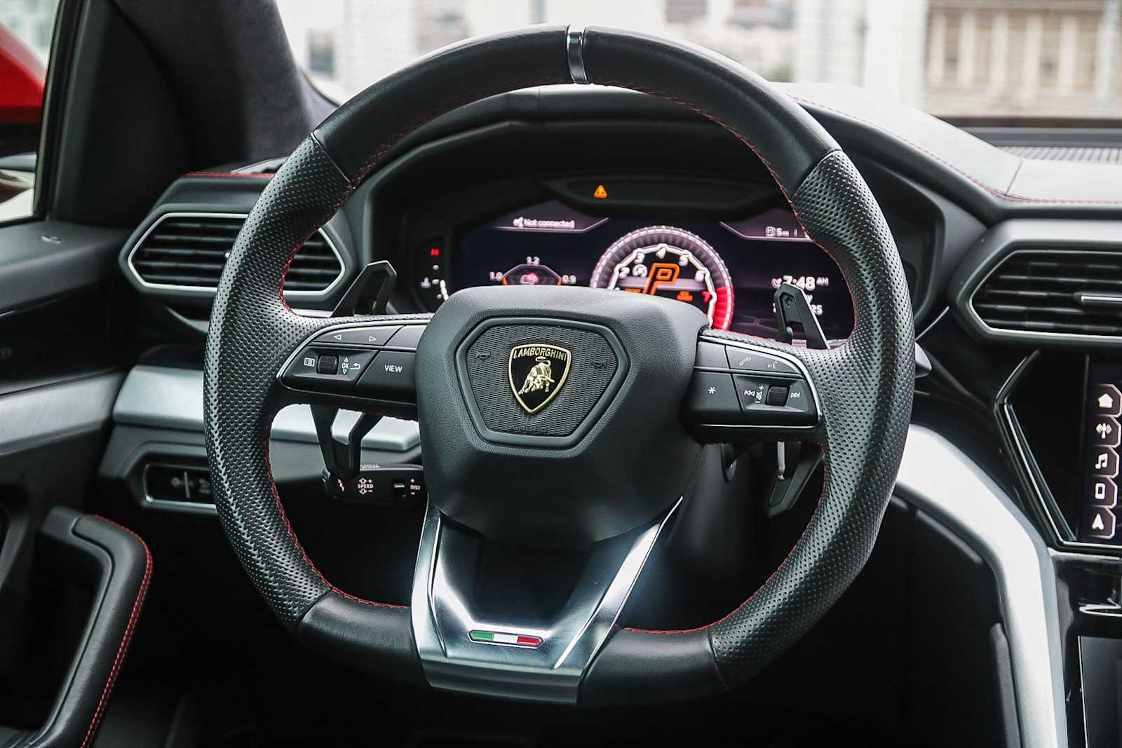 Thumbnail: 2021 Lamborghini Urus - 18