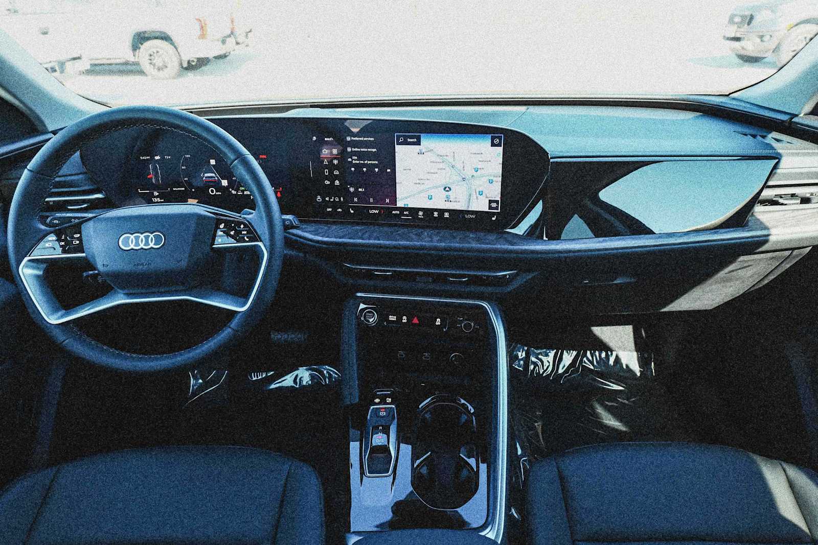 Thumbnail: 2025 Audi Q5 - 14