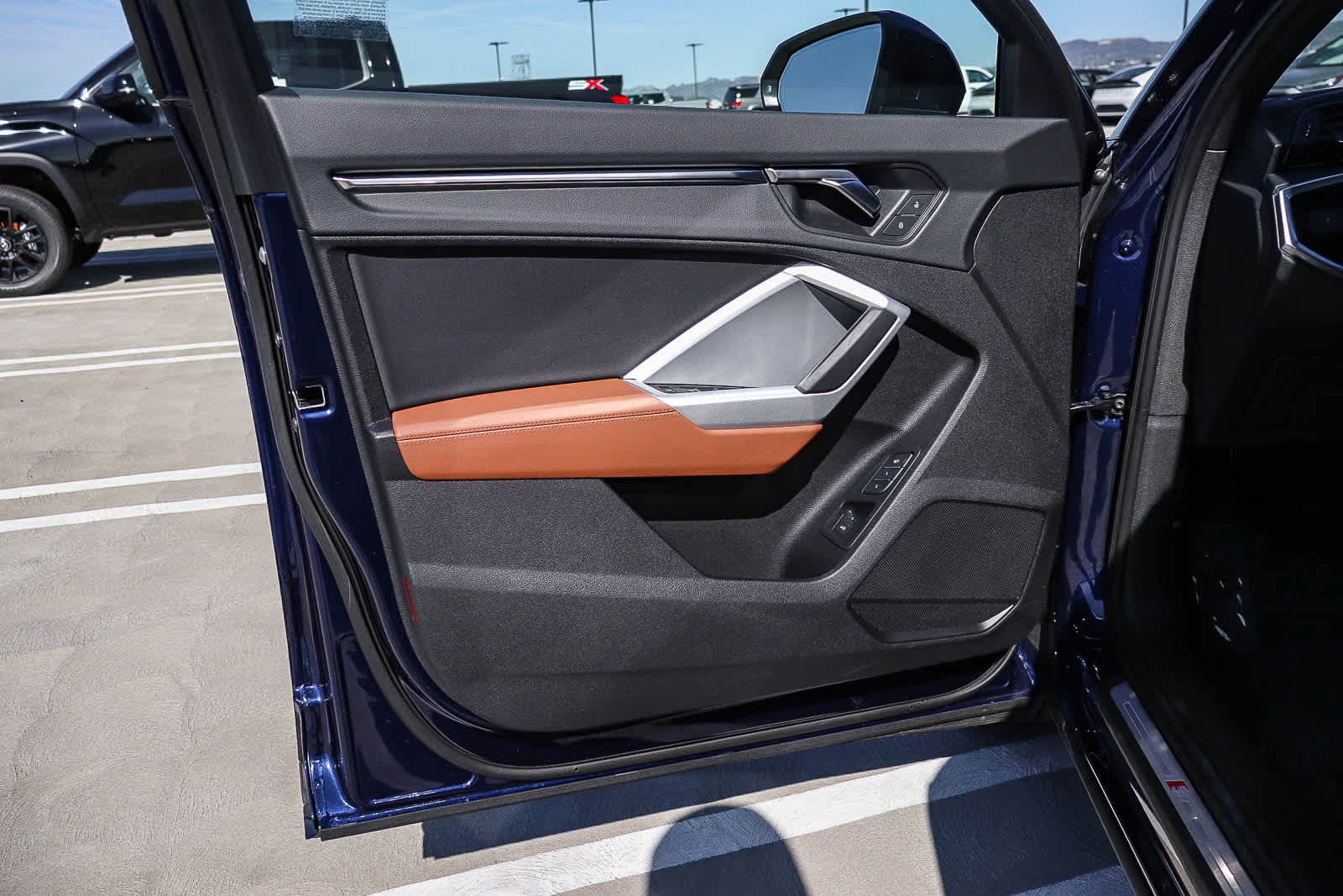 Thumbnail: 2025 Audi Q3 - 29