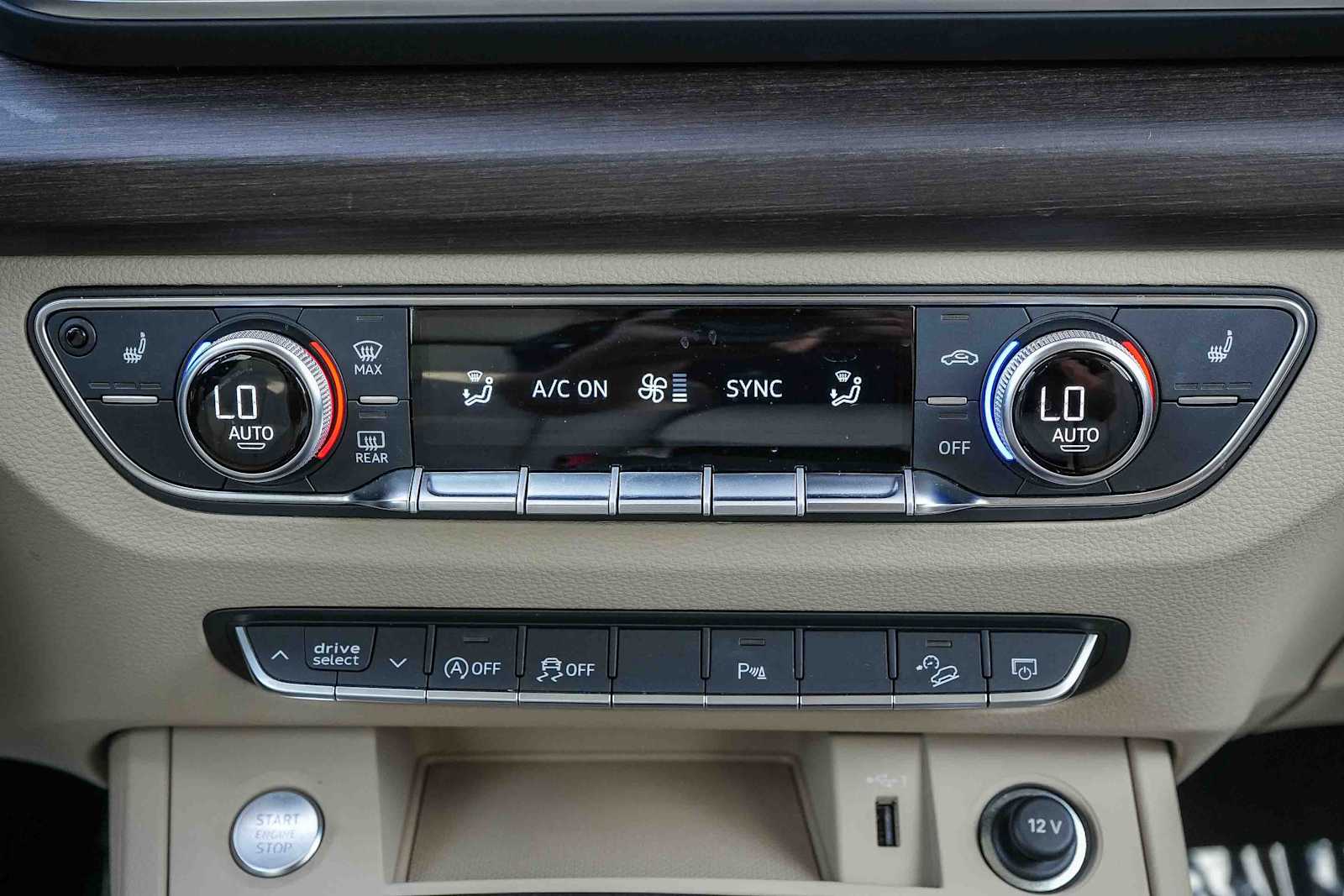 Thumbnail: 2023 Audi Q5 - 18