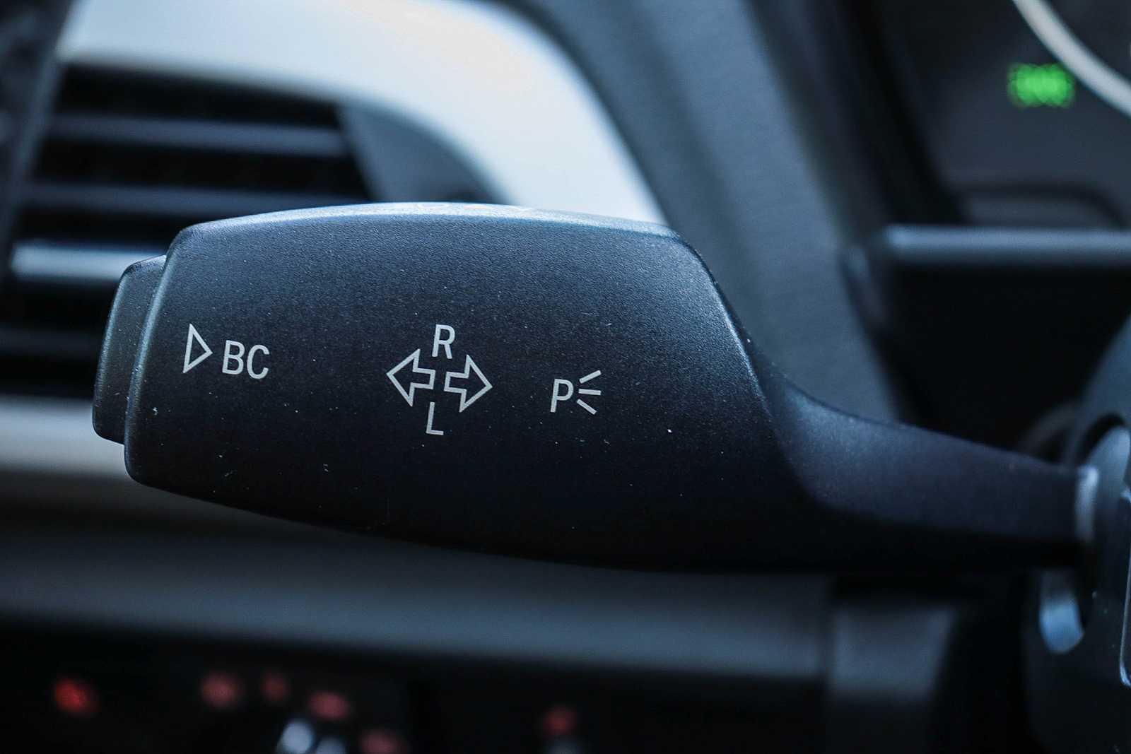 Thumbnail: 2015 BMW 2 Series - 32