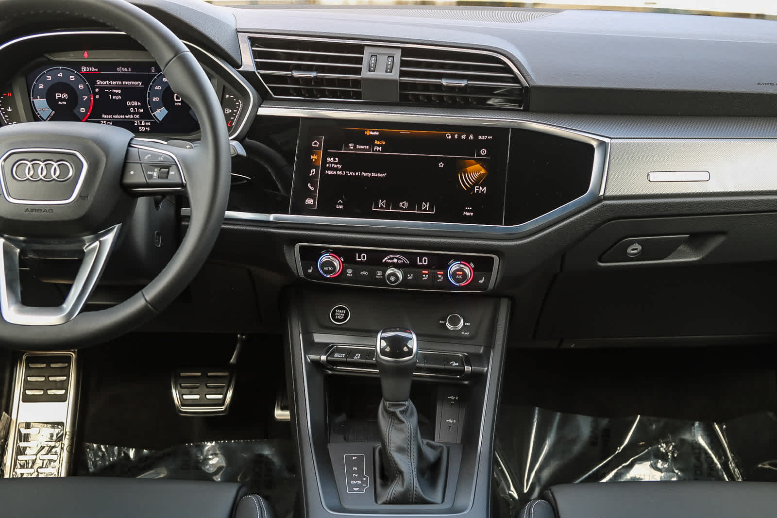 Thumbnail: 2025 Audi Q3 - 13