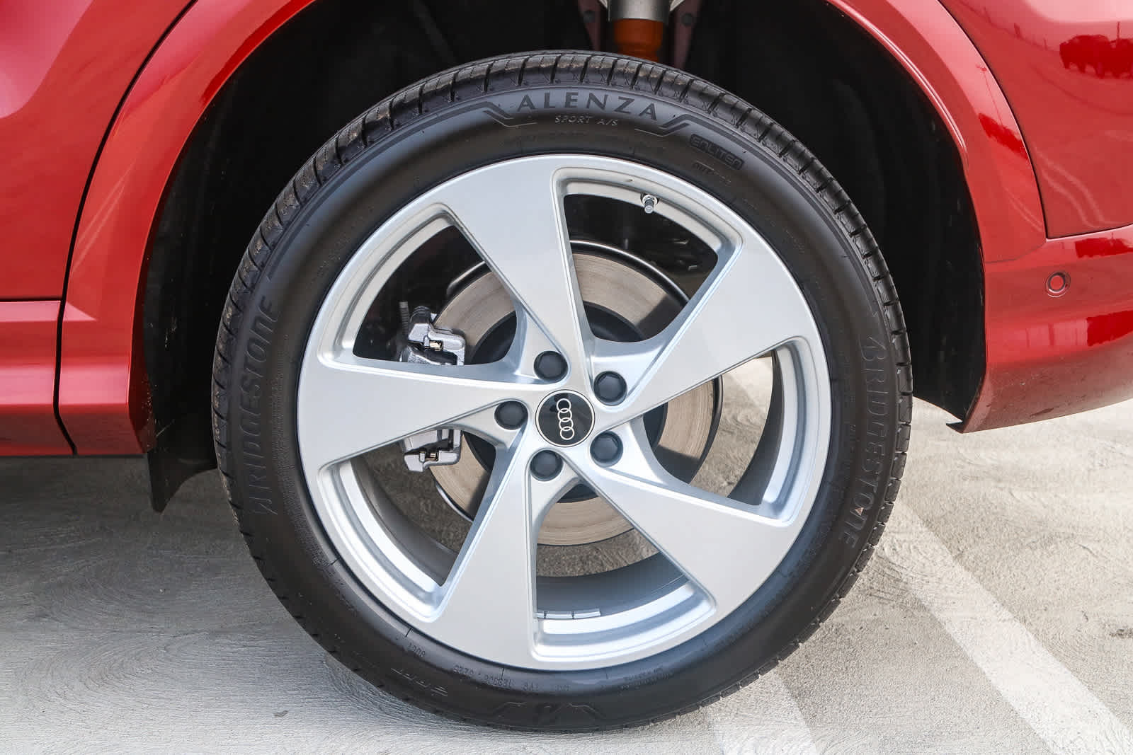 Thumbnail: 2025 Audi Q5 - 12