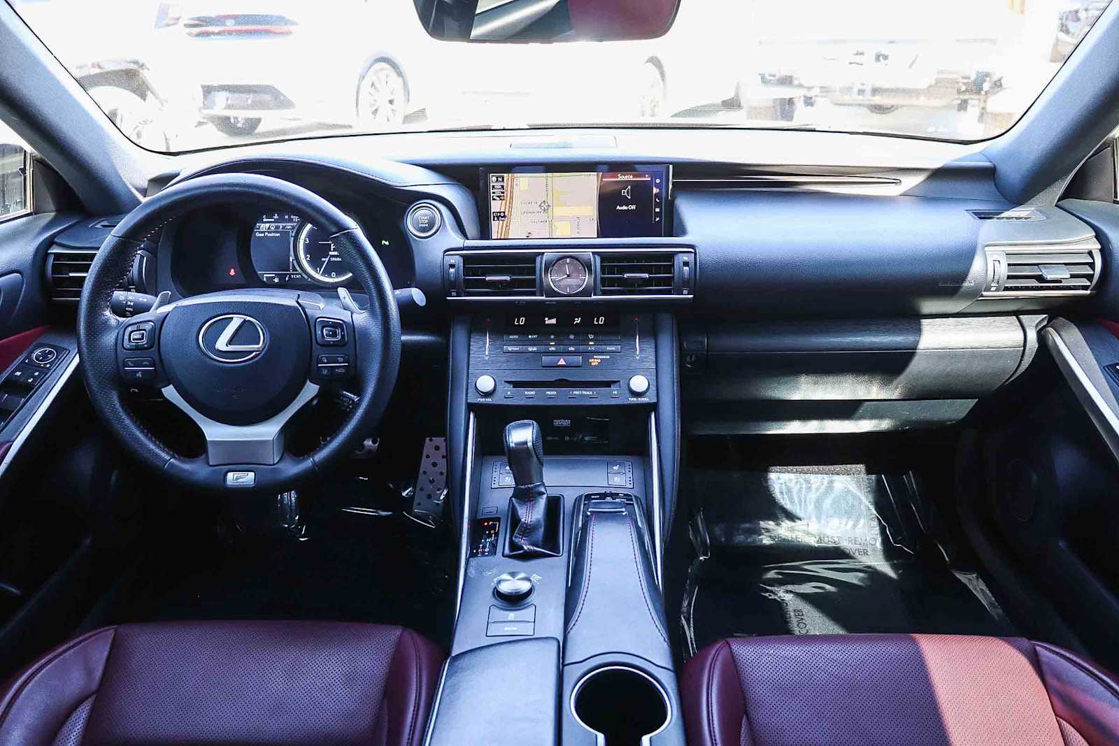 Thumbnail: 2019 Lexus IS - 16