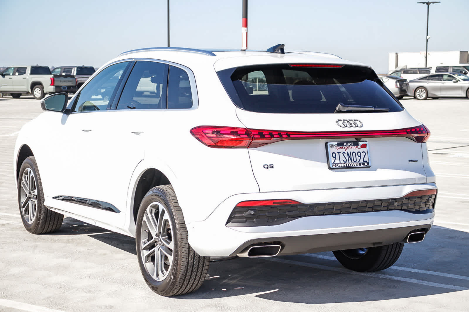 Thumbnail: 2025 Audi Q5 - 9