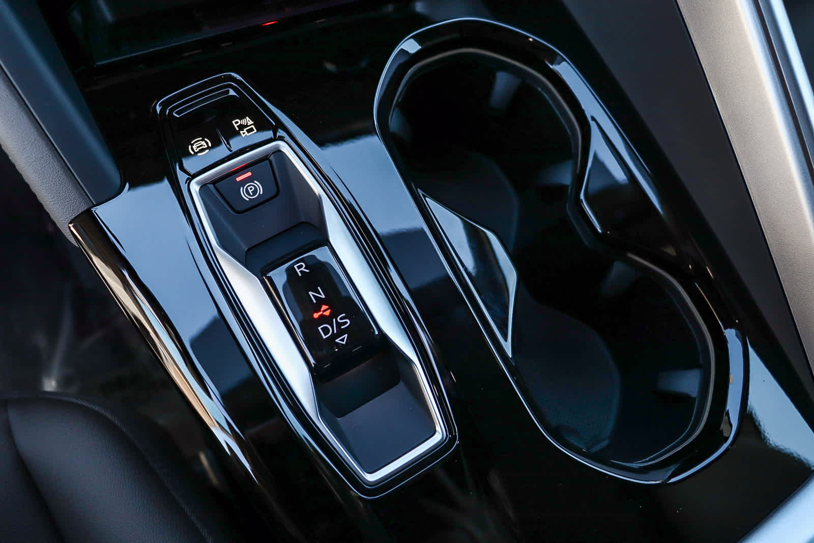 Thumbnail: 2025 Audi Q5 - 23