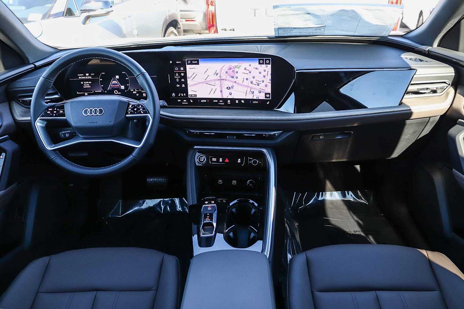 Thumbnail: 2025 Audi Q5 - 16