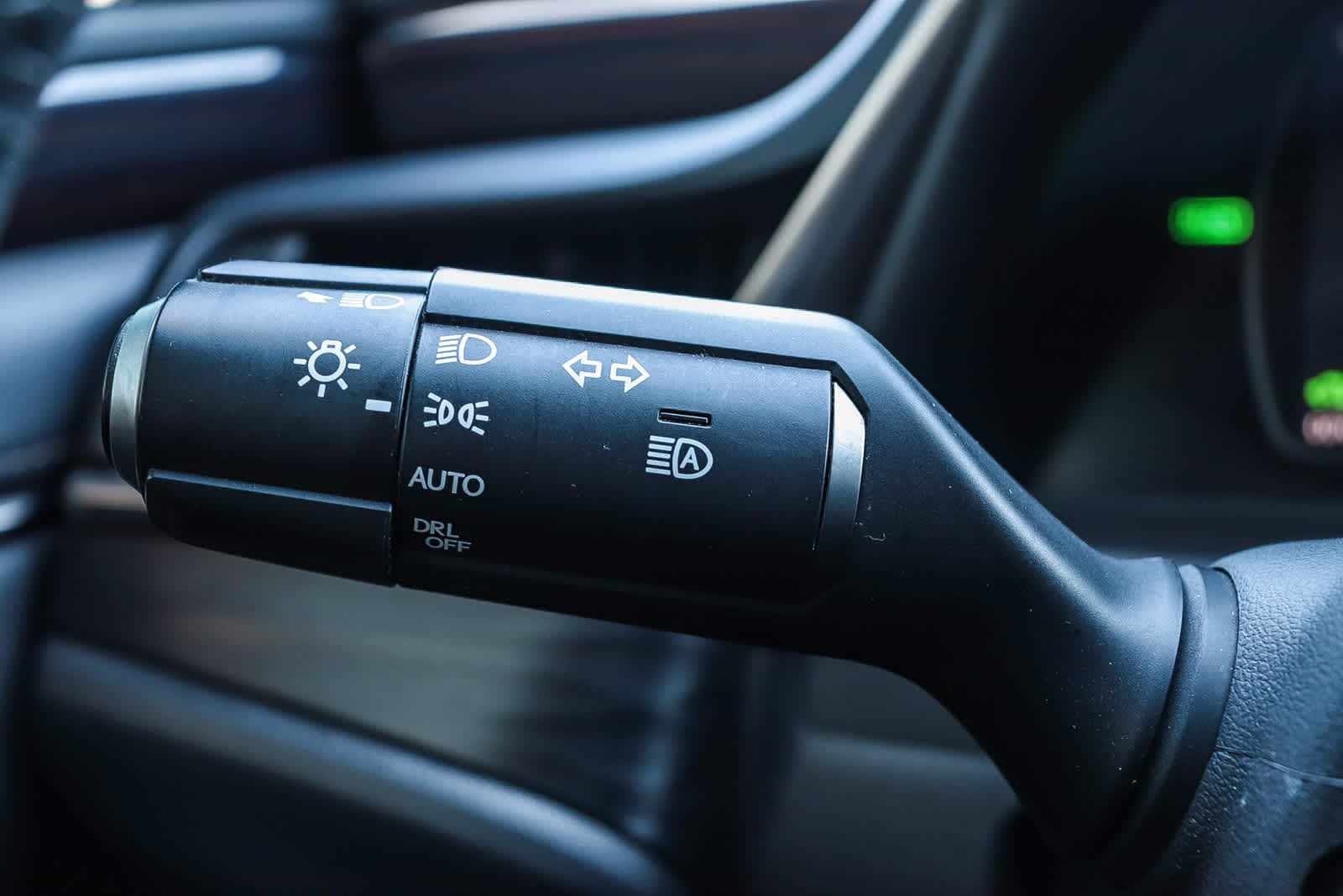 Thumbnail: 2021 Lexus ES - 28