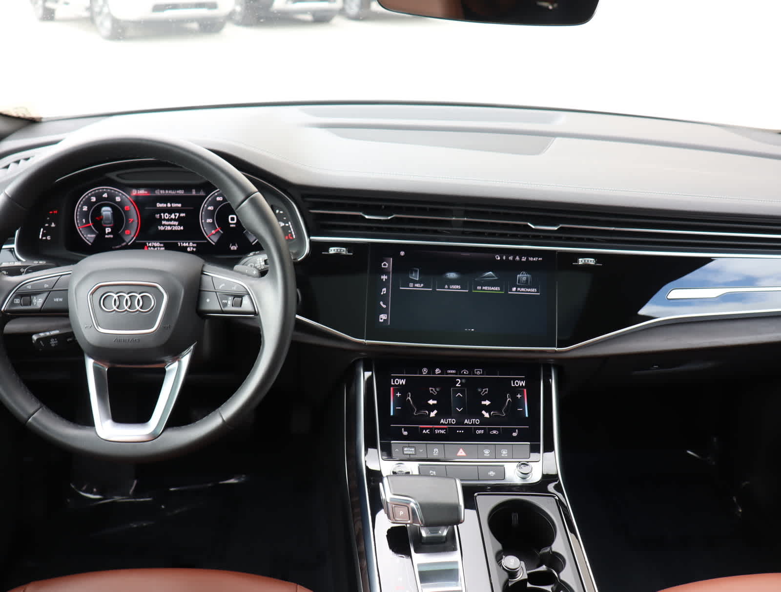 Thumbnail: 2023 Audi Q8 - 13