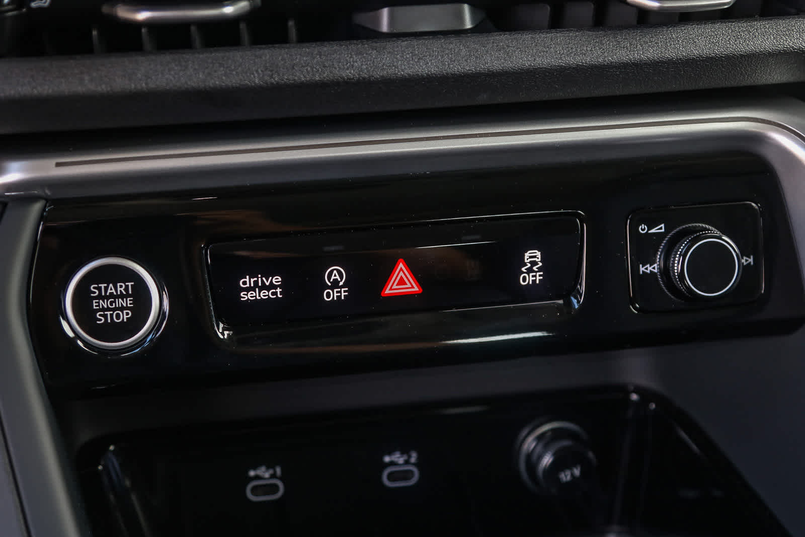 Thumbnail: 2025 Audi Q5 - 28