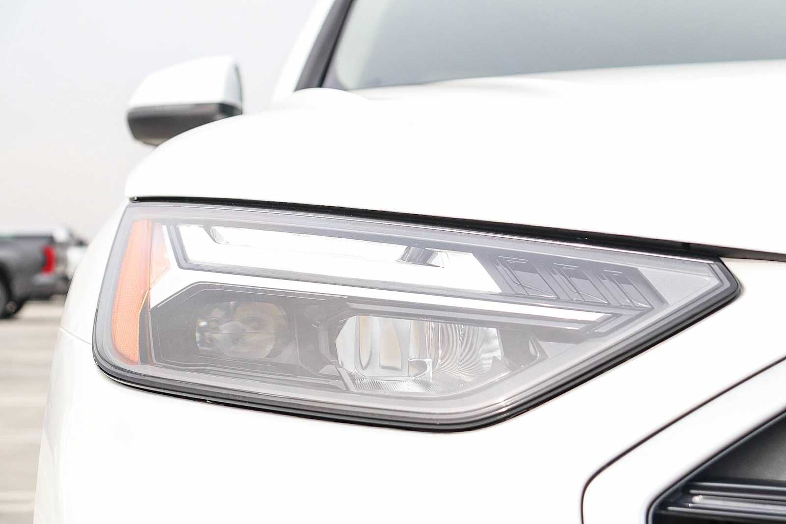 Thumbnail: 2022 Audi Q5 - 9