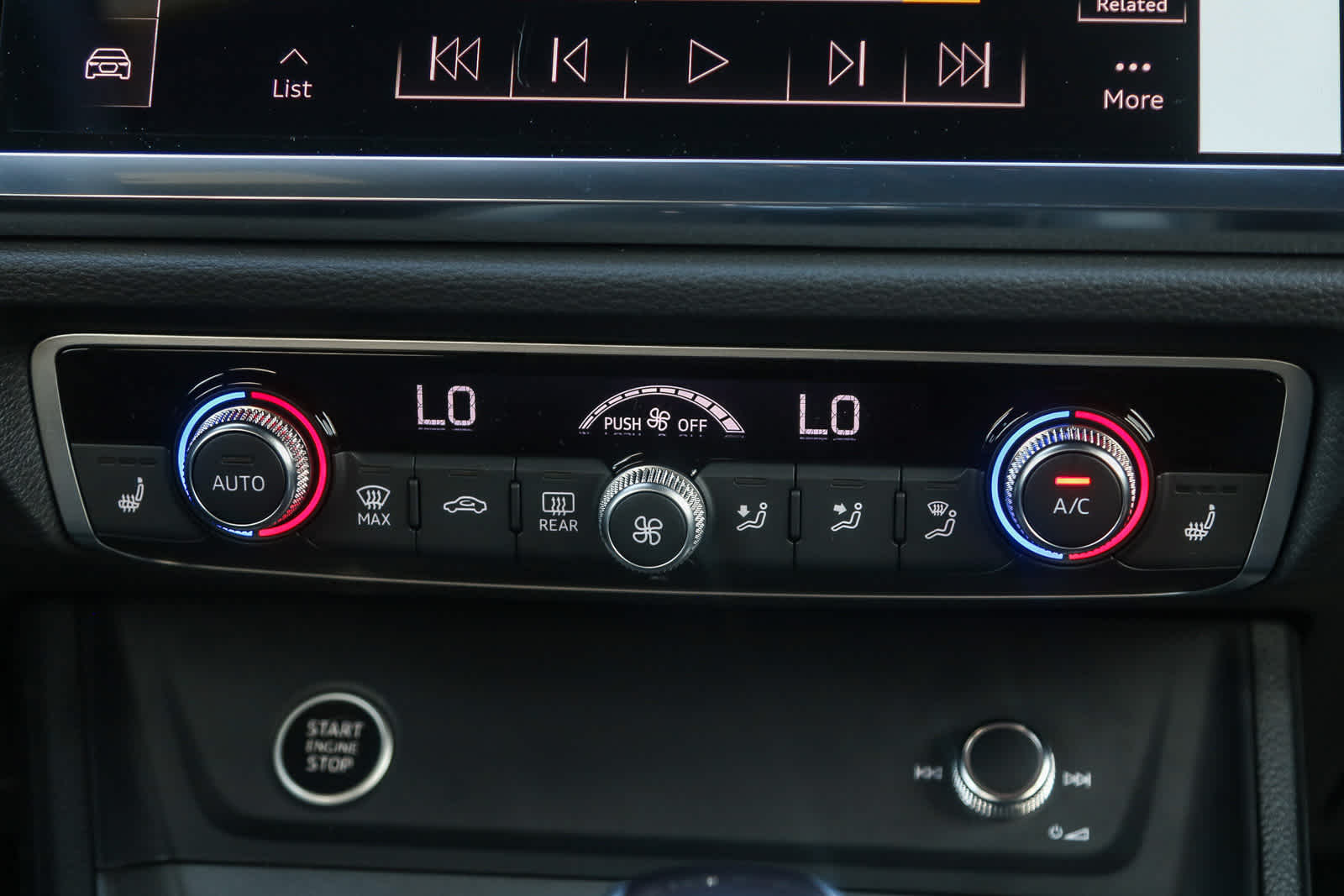 Thumbnail: 2025 Audi Q3 - 18