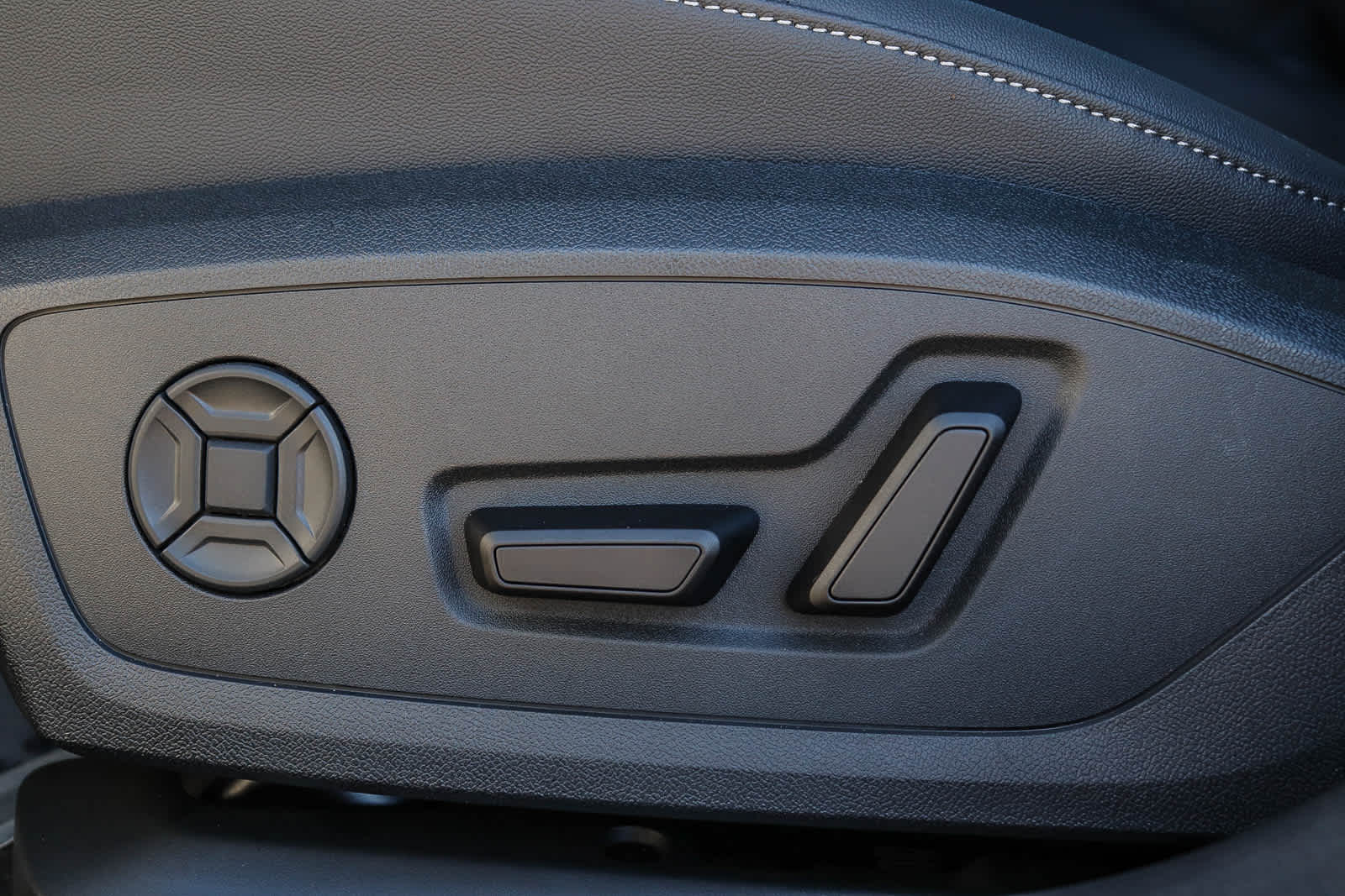 Thumbnail: 2025 Audi A5 - 26