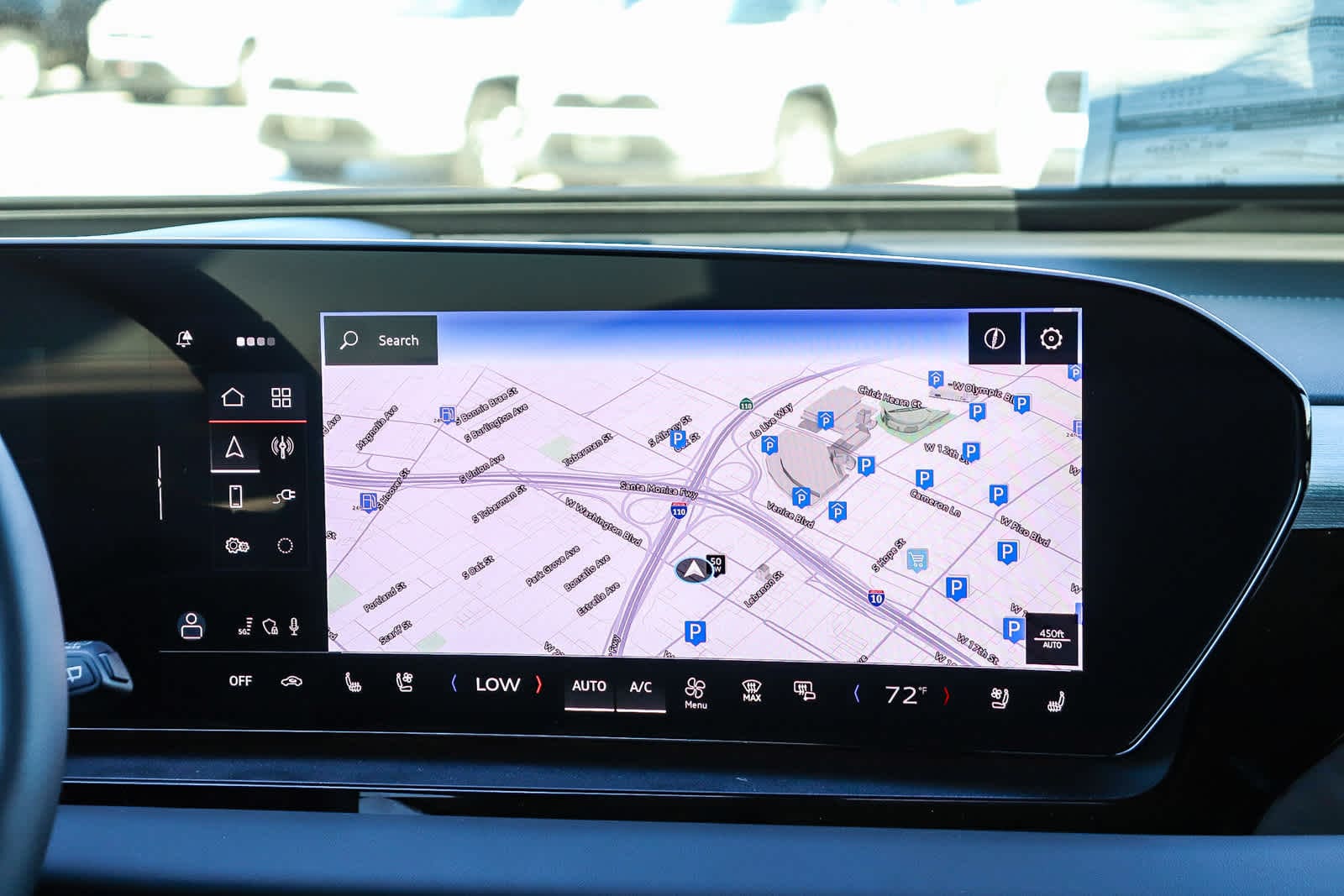 Thumbnail: 2025 Audi Q6 e-tron - 17