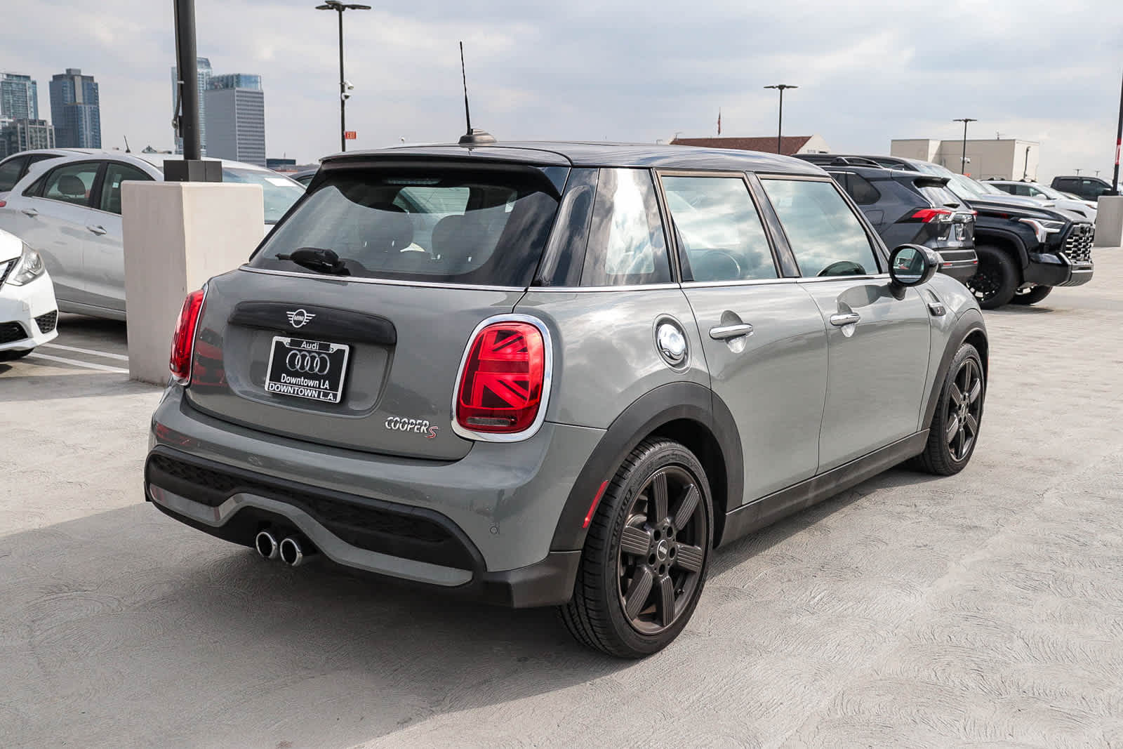 Thumbnail: 2023 MINI Cooper Hardtop - 7