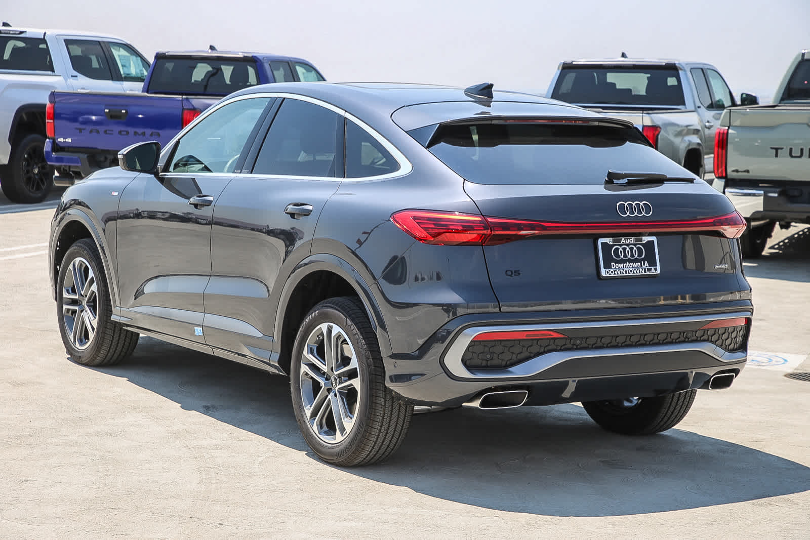 Thumbnail: 2025 Audi Q5 - 5