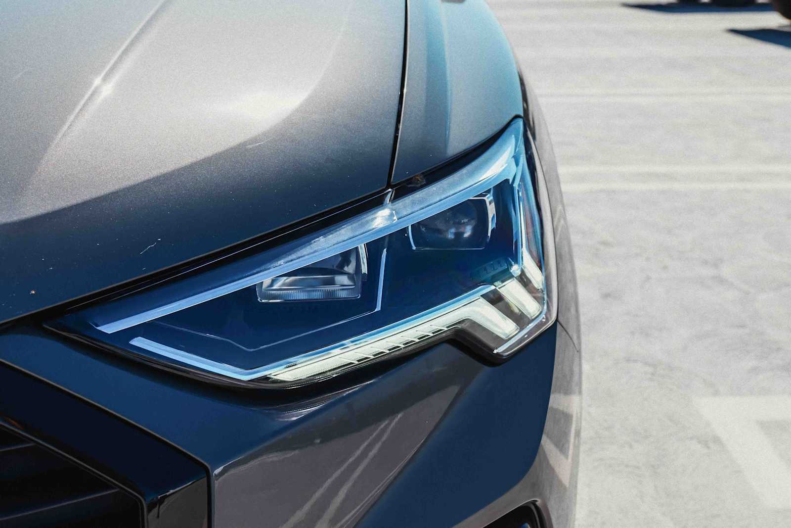 Thumbnail: 2025 Audi Q3 - 9