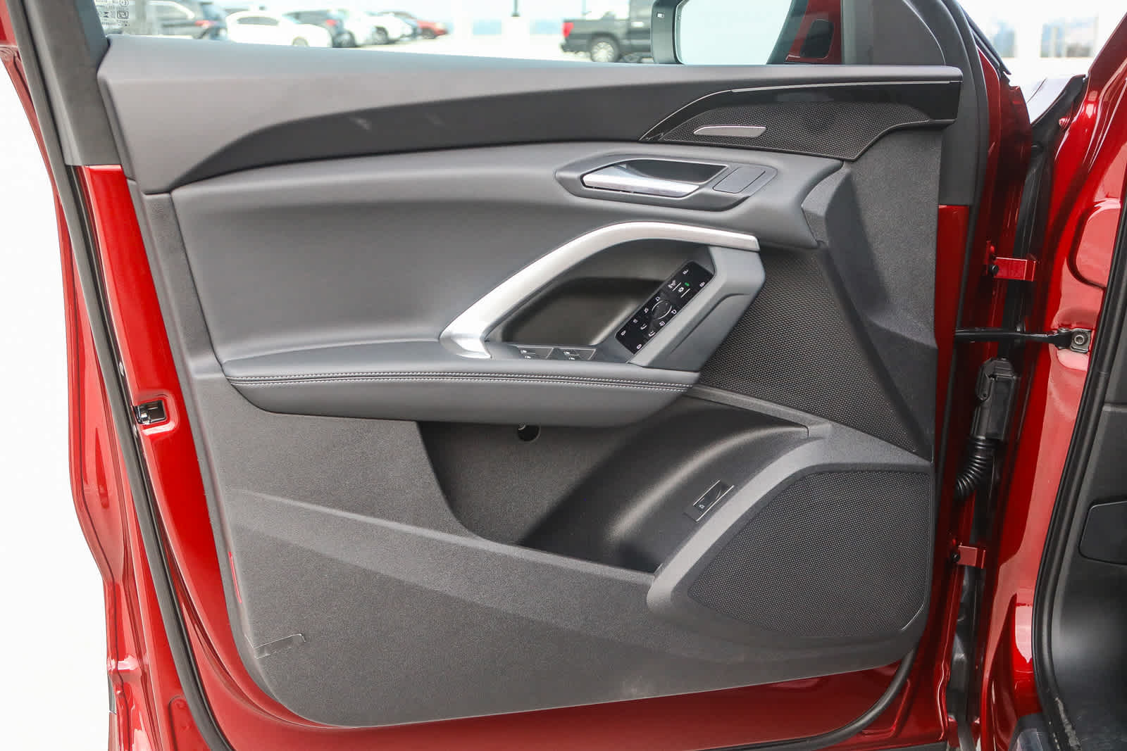 Thumbnail: 2025 Audi Q5 - 28