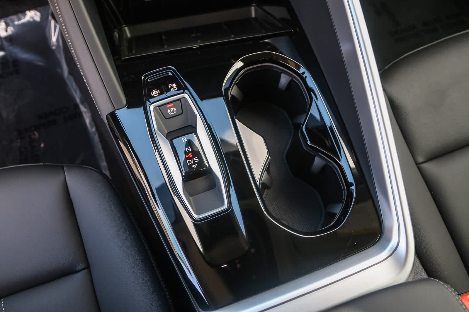 Thumbnail: 2025 Audi Q5 - 26