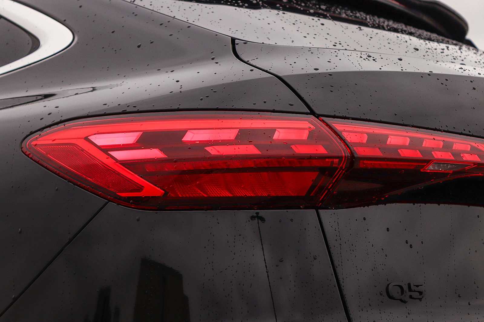 Thumbnail: 2026 Audi Q5 - 12