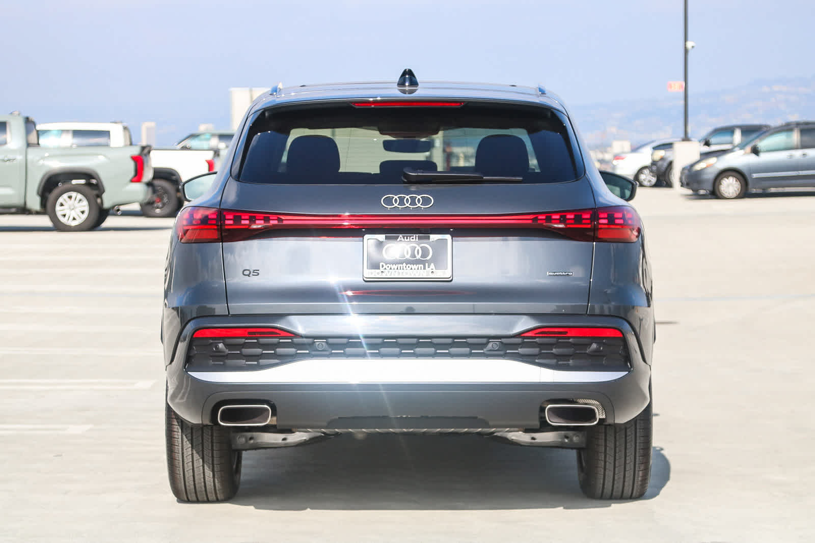 Thumbnail: 2025 Audi Q5 - 8