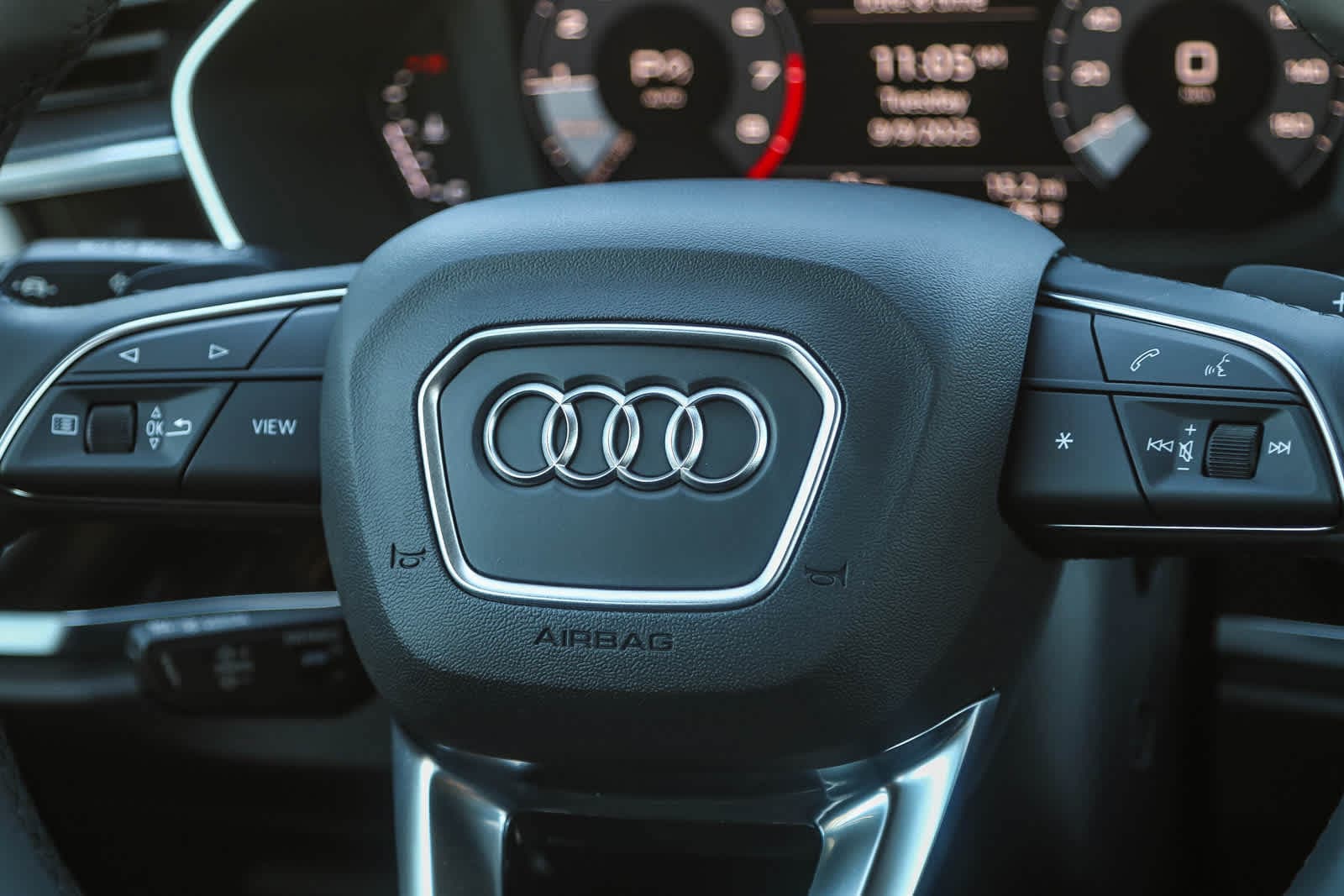 Thumbnail: 2025 Audi Q3 - 23