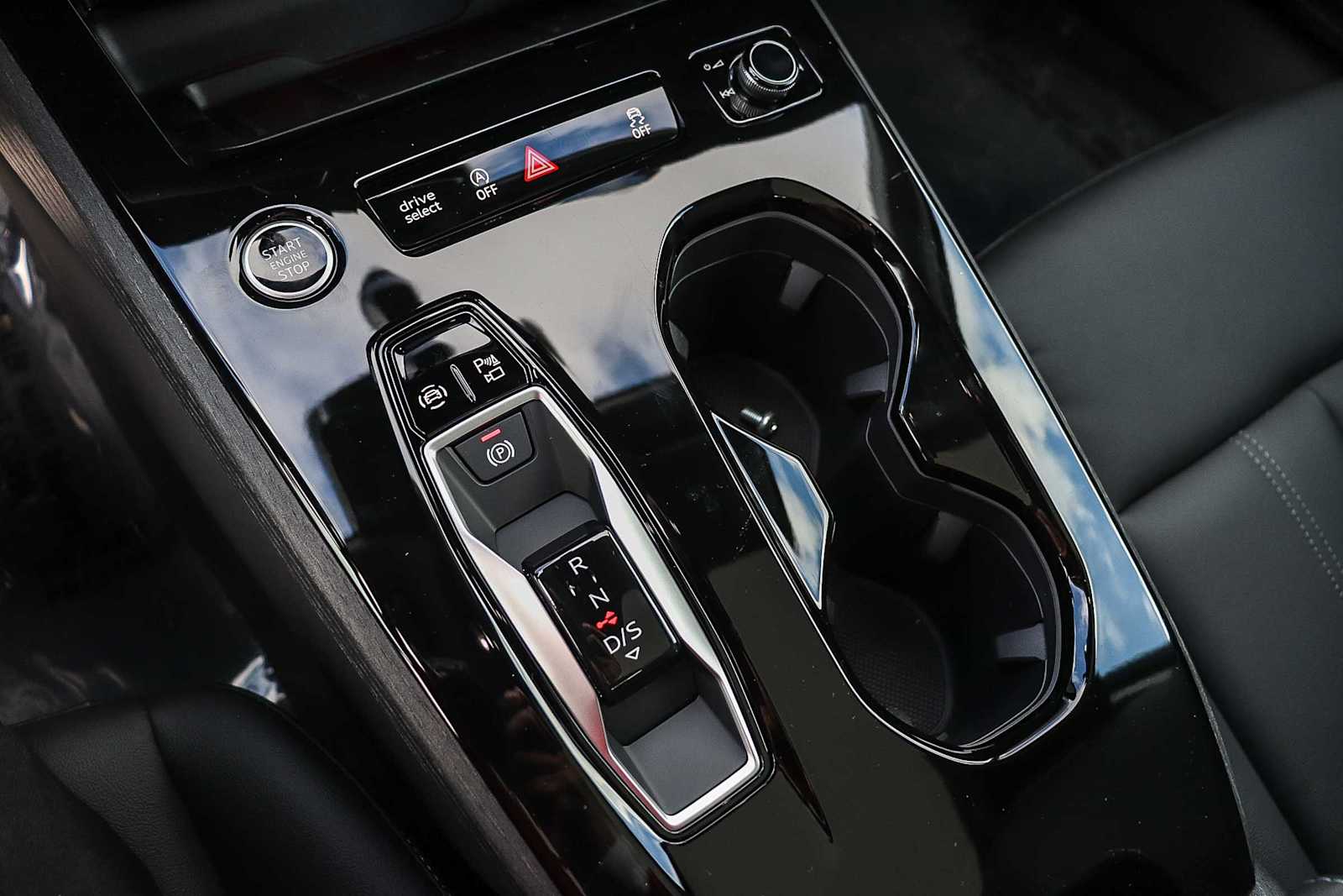 Thumbnail: 2025 Audi A5 - 24