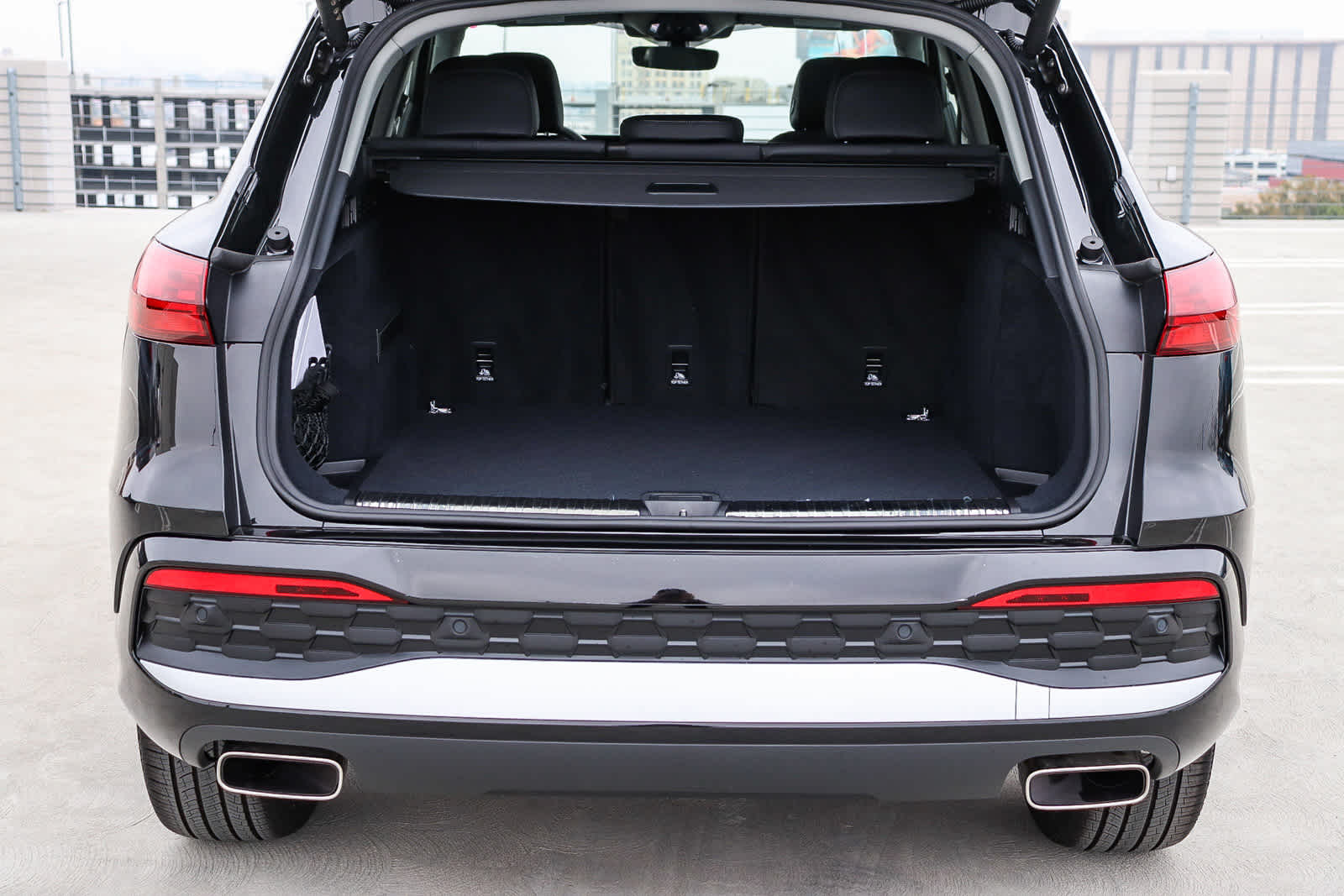 Thumbnail: 2025 Audi Q5 - 35