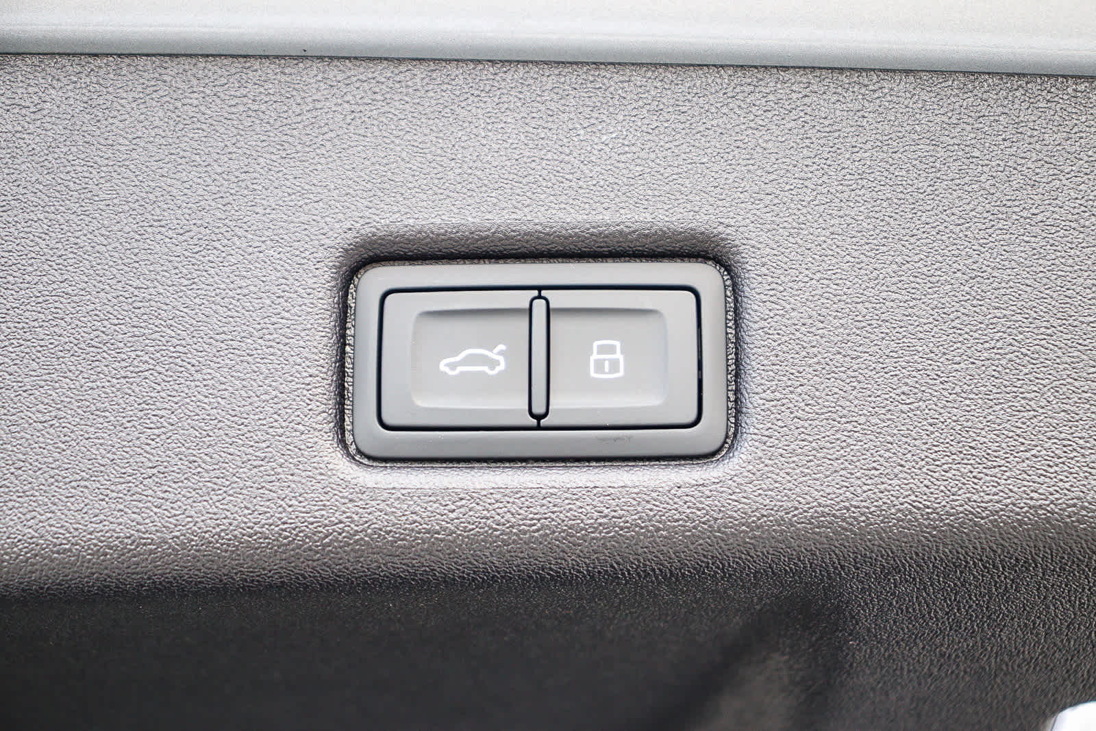 Thumbnail: 2025 Audi Q5 - 40