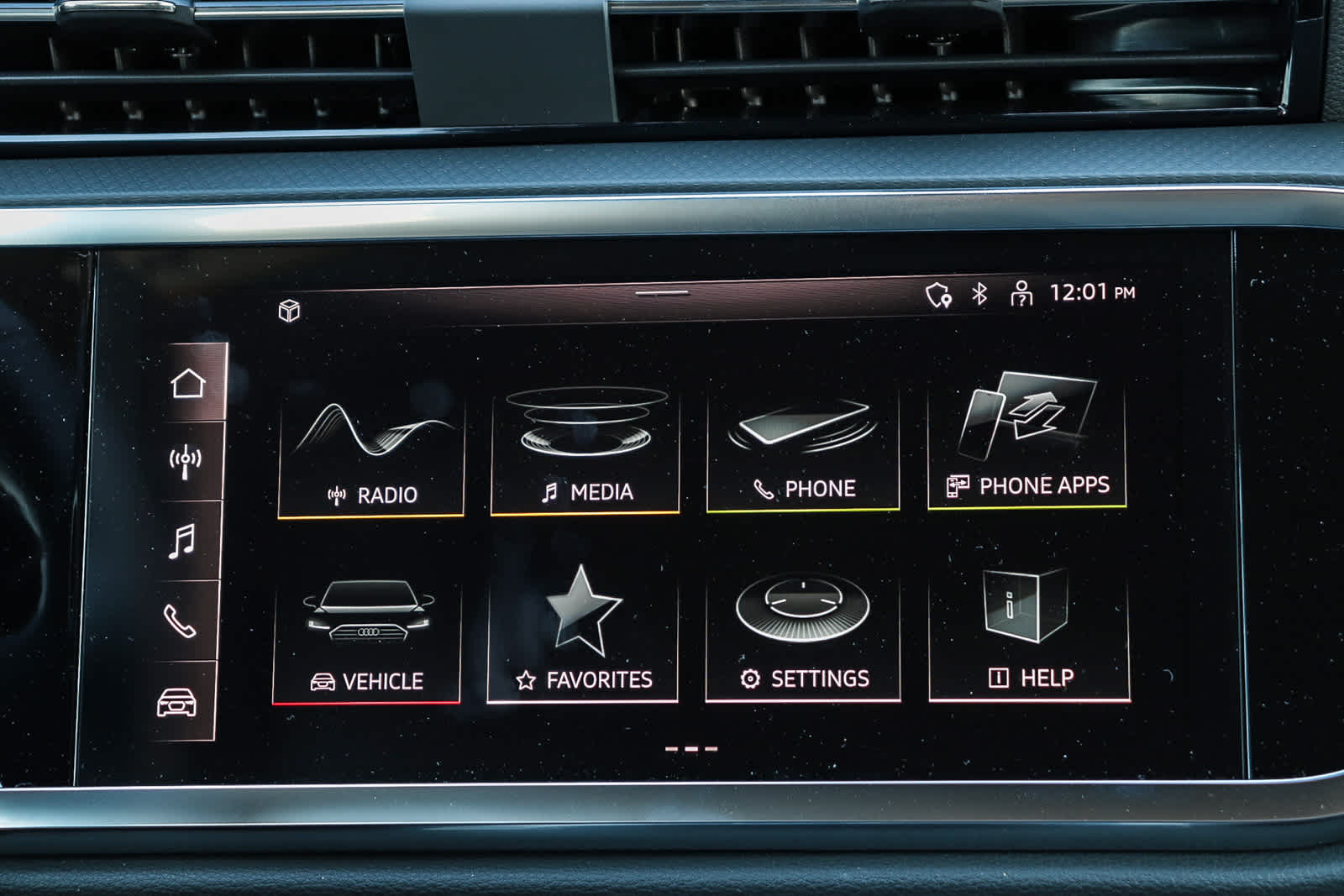 Thumbnail: 2025 Audi Q3 - 18