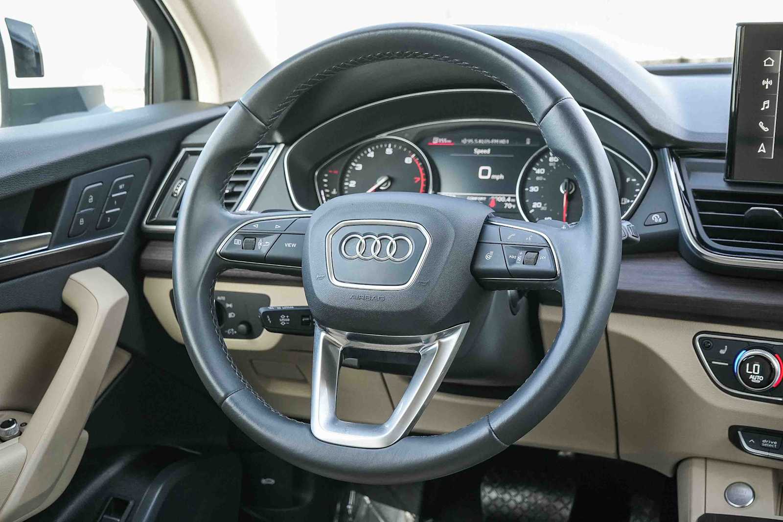 Thumbnail: 2023 Audi Q5 - 20