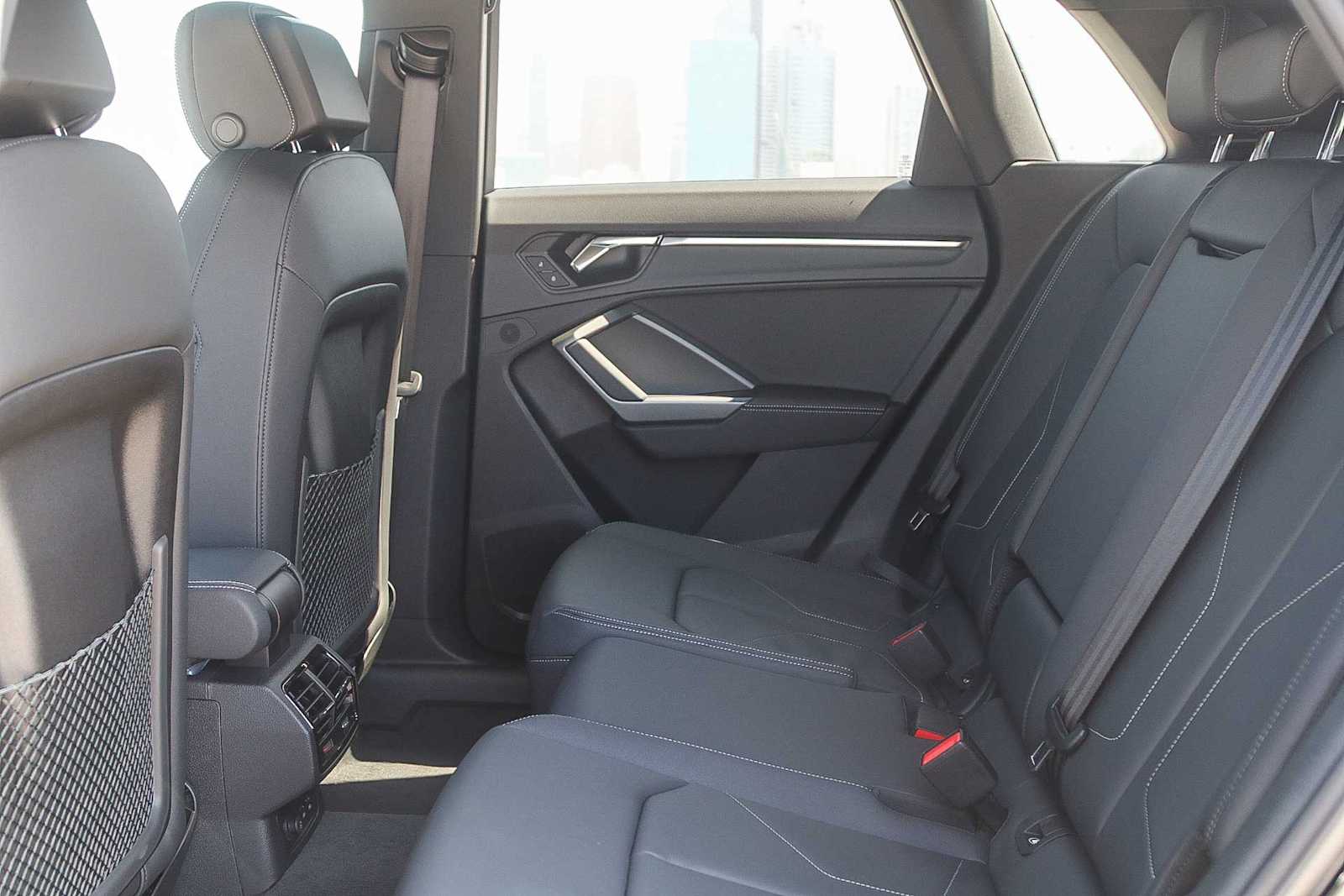 Thumbnail: 2025 Audi Q3 - 18