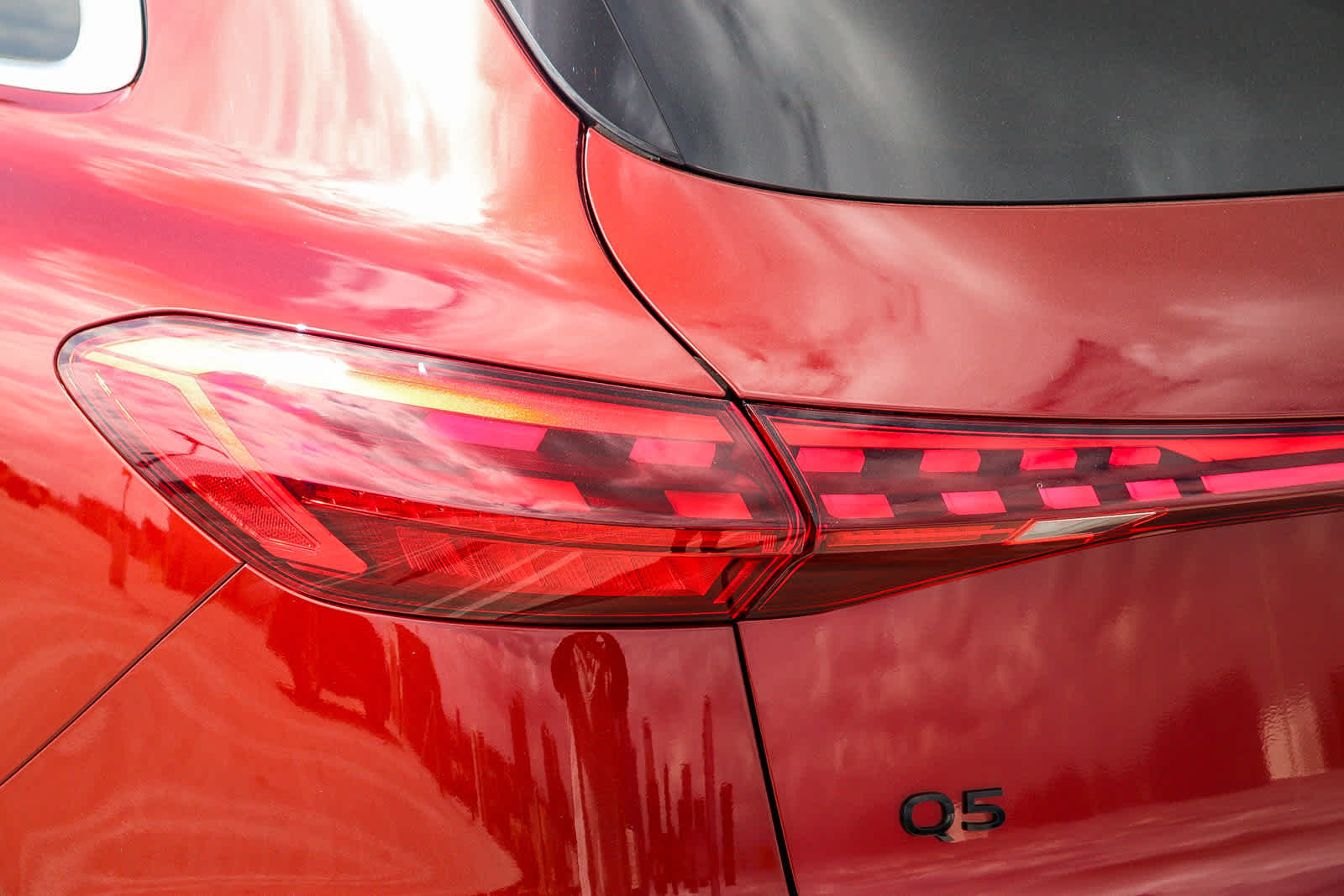 Thumbnail: 2025 Audi Q5 - 11