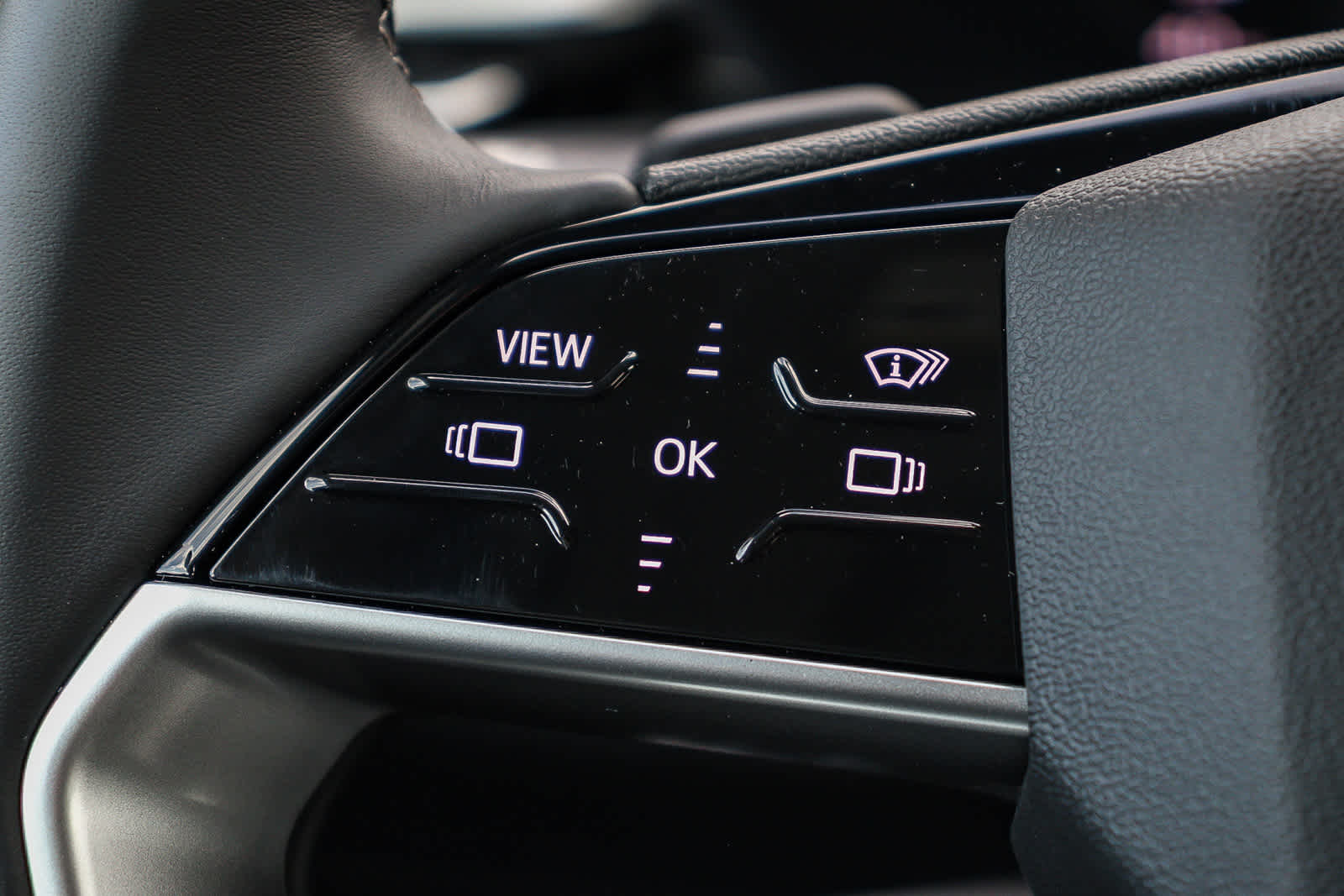 Thumbnail: 2025 Audi Q5 - 21