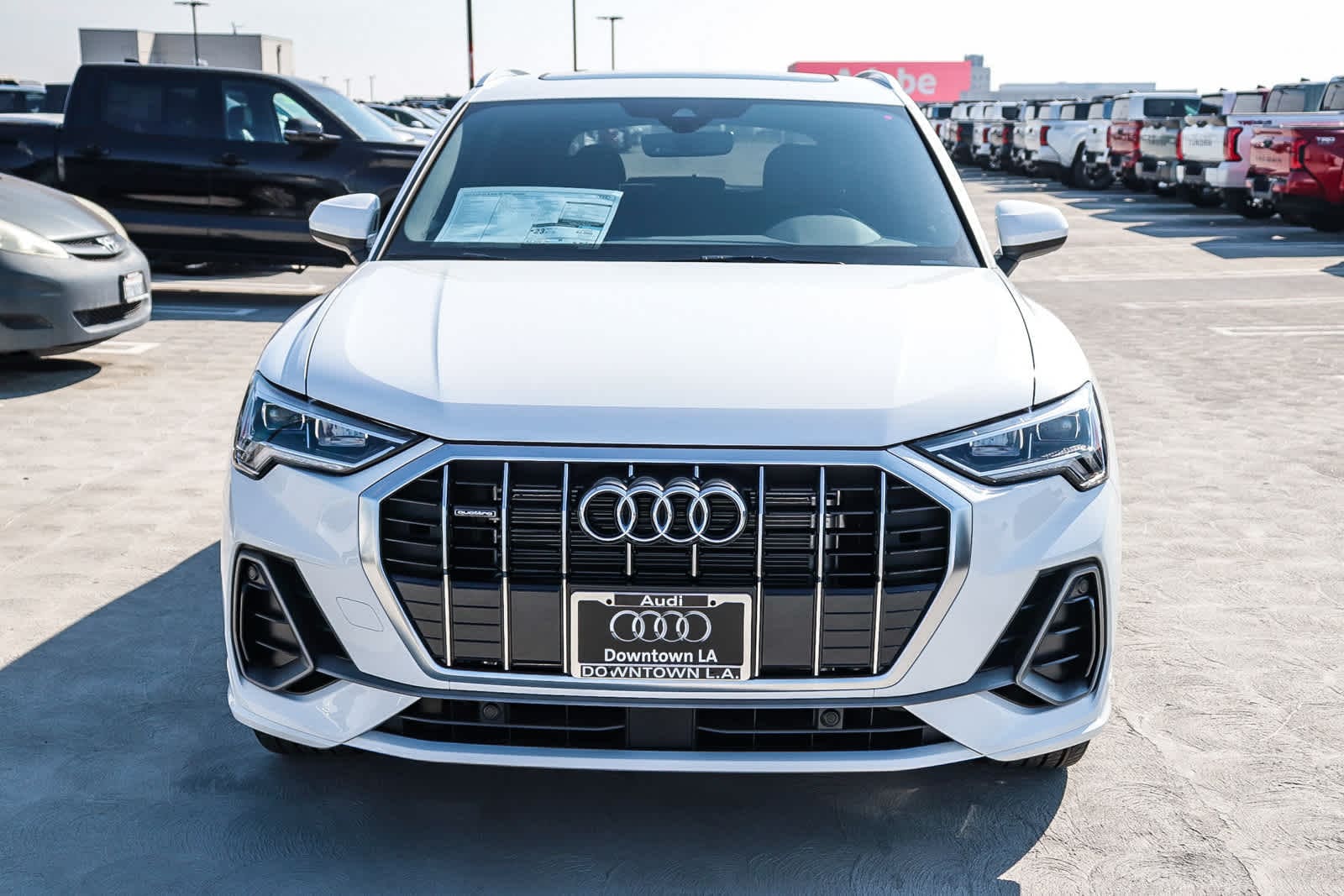 Thumbnail: 2025 Audi Q3 - 2