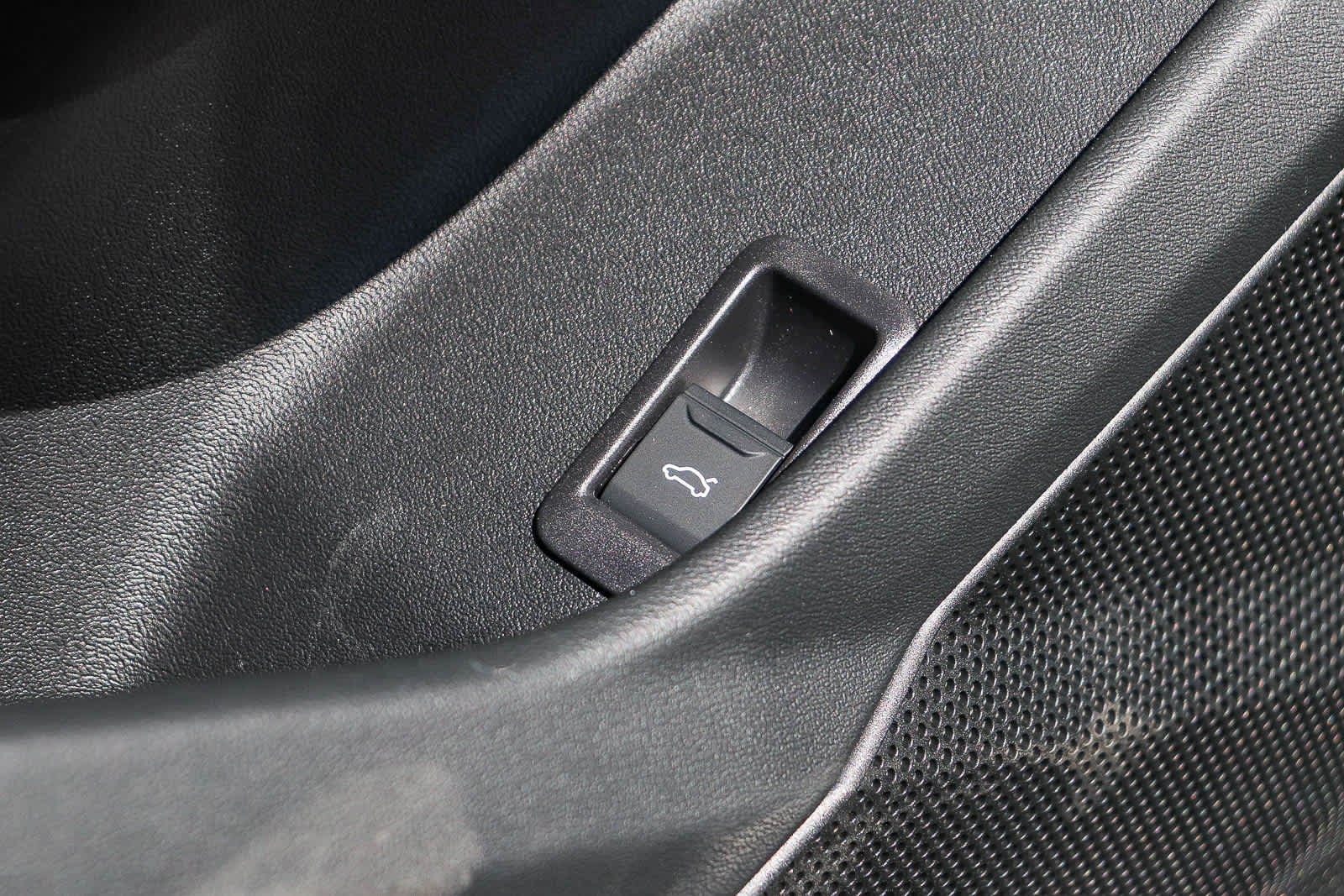 Thumbnail: 2026 Audi A6 - 27