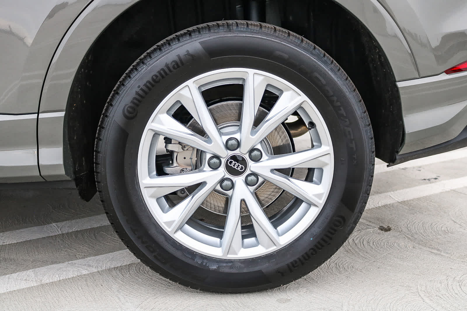 Thumbnail: 2025 Audi Q3 - 14